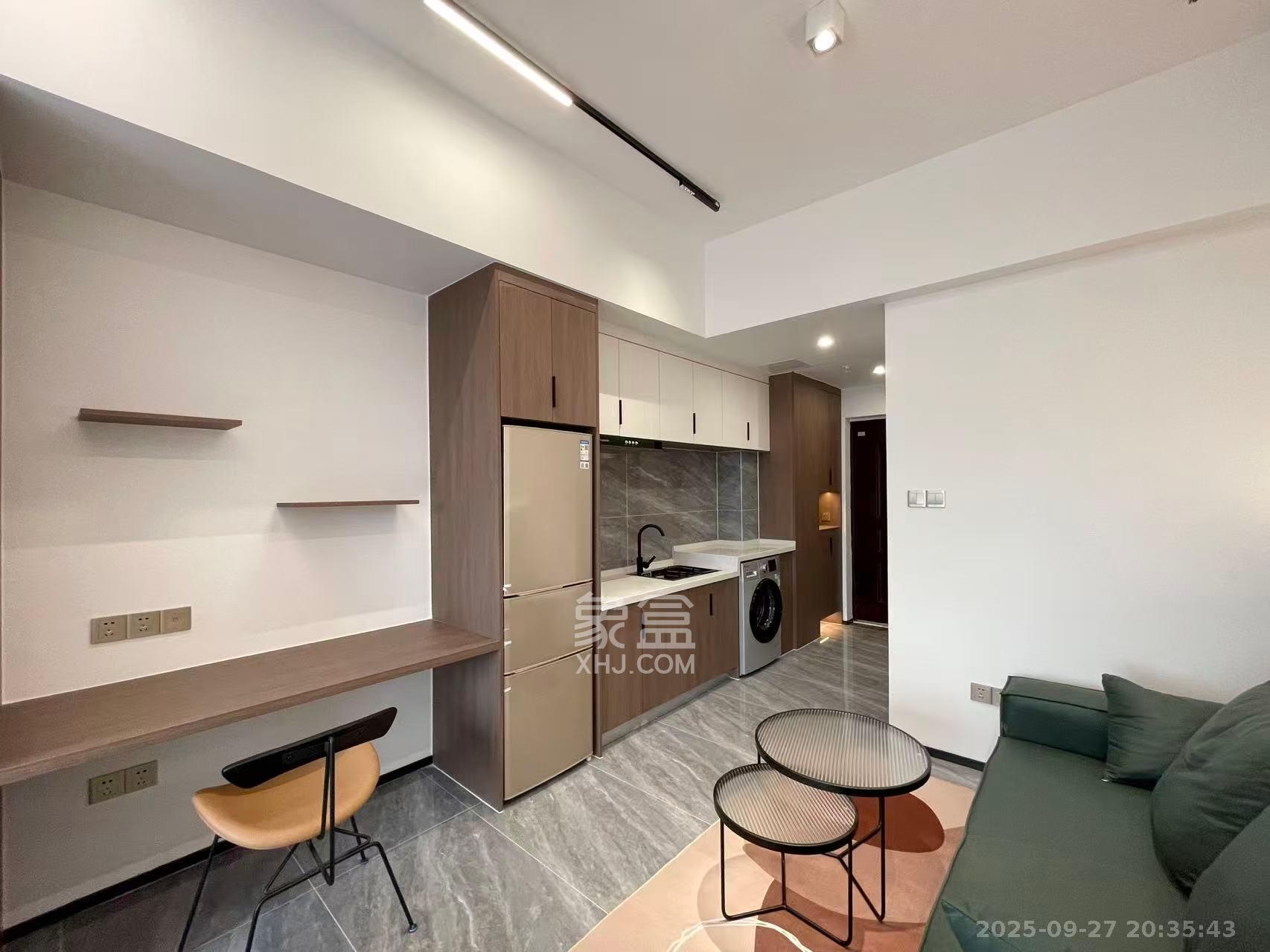 万润时光里 1室1厅1卫 2500.0元/月 万润时光里 1室1厅1卫 2500.0元/月室内图