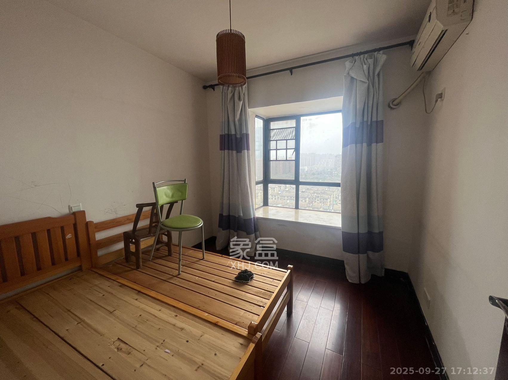 三江花中城 3室2厅2卫 2600.0元/月 三江花中城 3室2厅2卫 2600.0元/月室内图