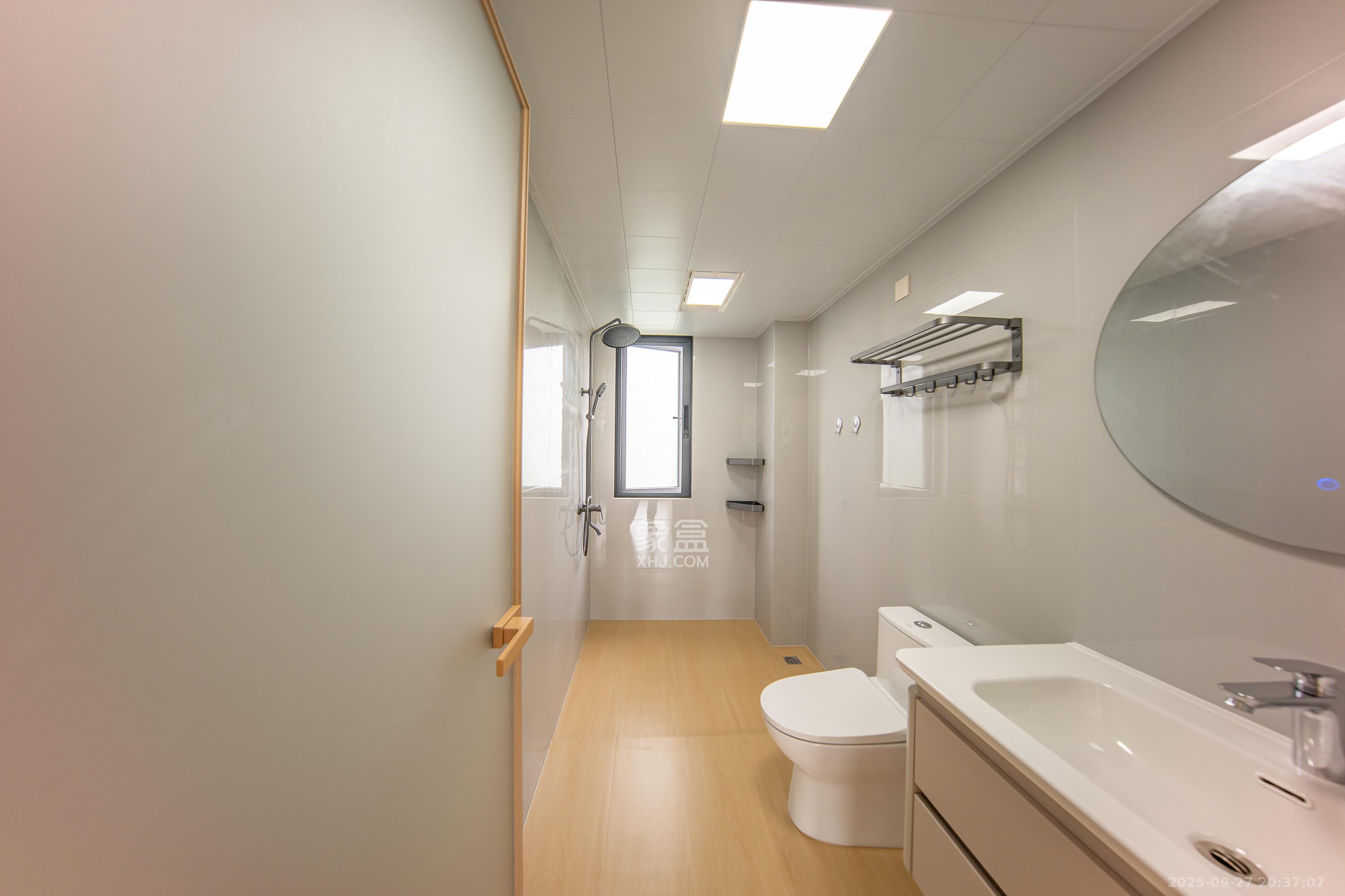 金茂长沙国际社区 4室2厅2卫 145.0万 金茂长沙国际社区 4室2厅2卫 145.0万卫生间