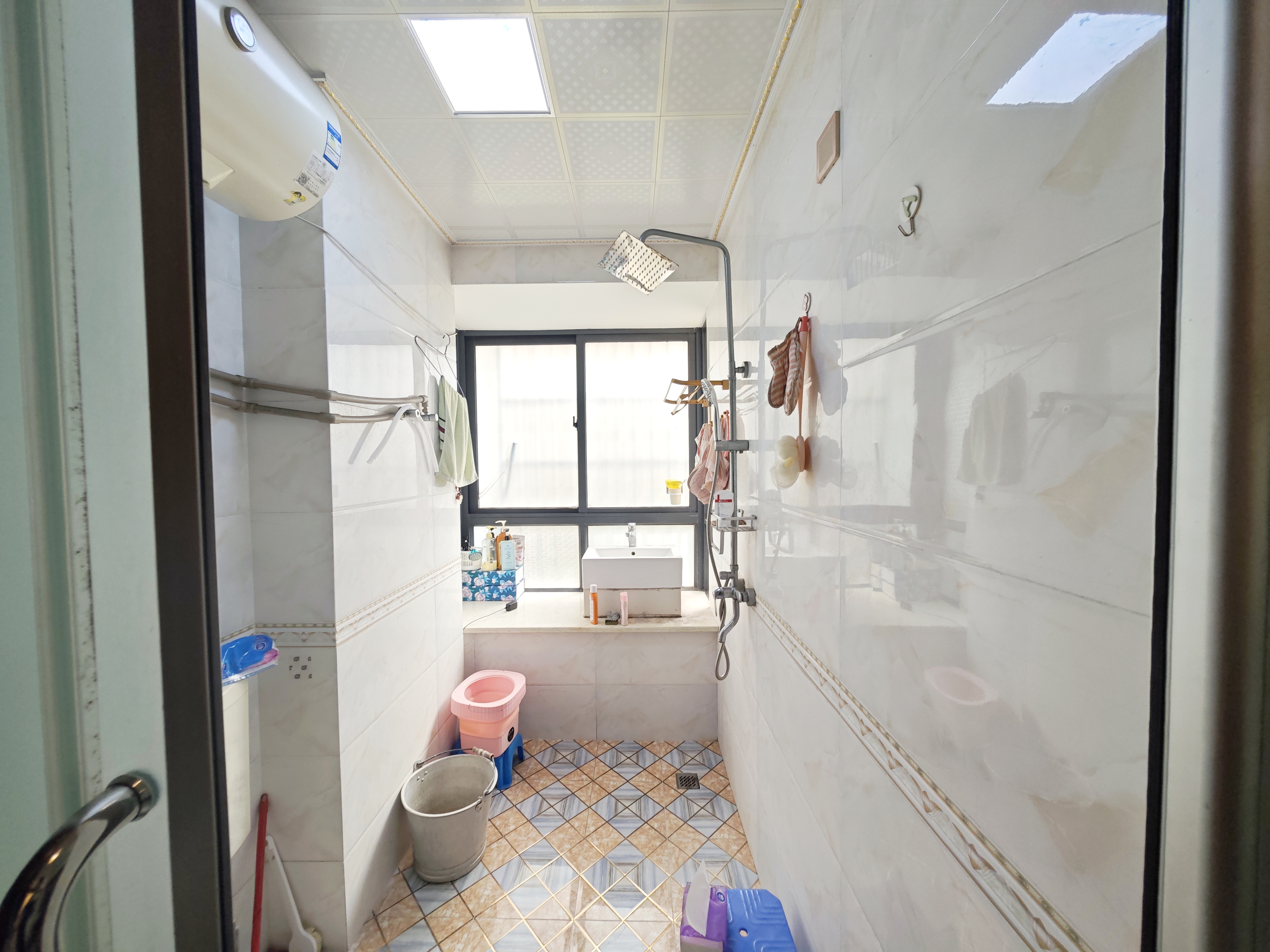 星华佳园 3室2厅1卫 160.0万 星华佳园 3室2厅1卫 160.0万客厅