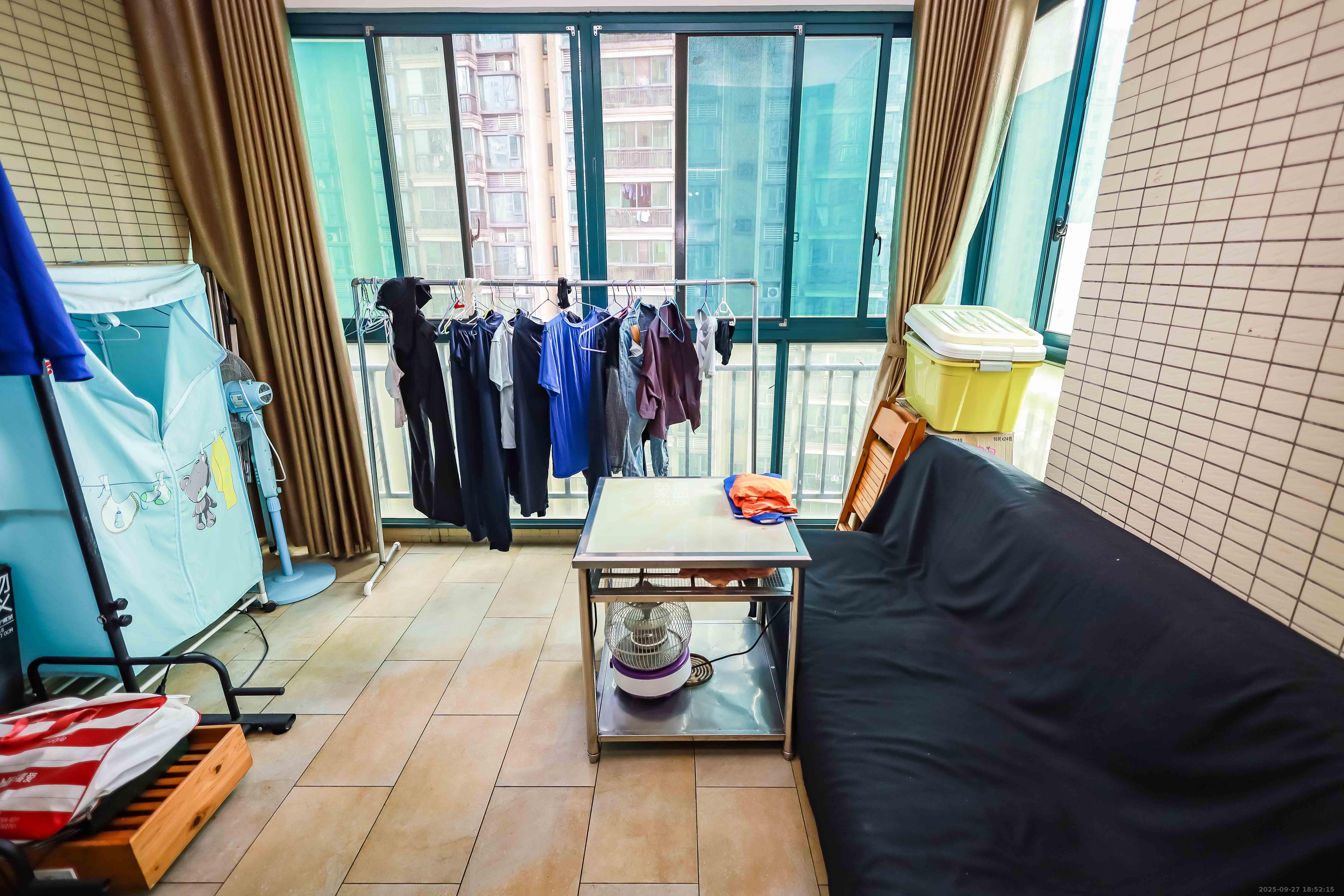 恒大华府 2室2厅1卫 120.0万 恒大华府 2室2厅1卫 120.0万阳台