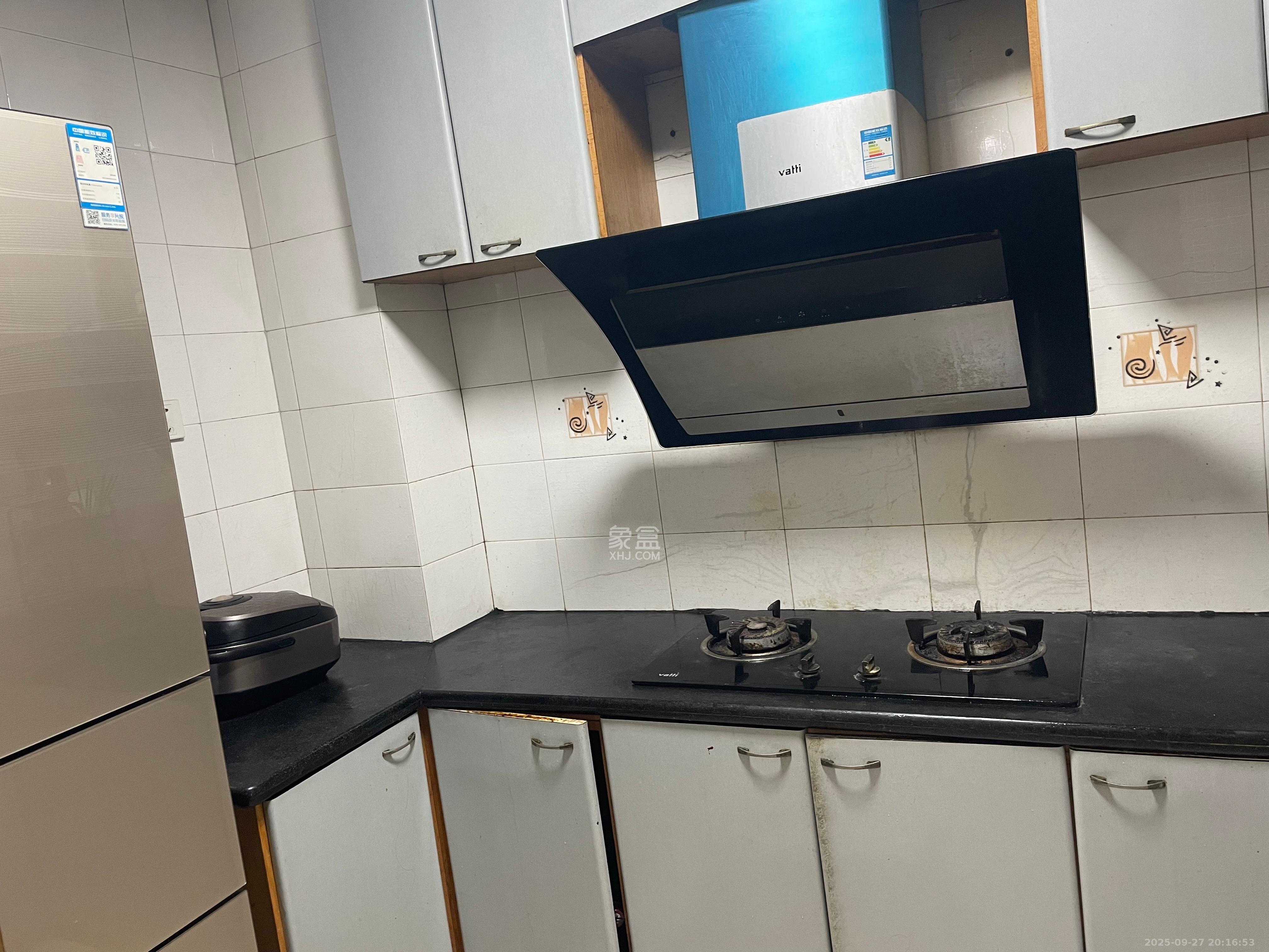 融城花苑 2室2厅1卫 1100.0元/月 融城花苑 2室2厅1卫 1100.0元/月室内图