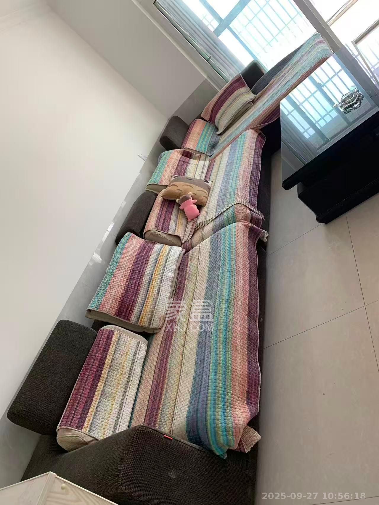 星城新宇瑞景苑(景塘苑) 2室2厅1卫 2000.0元/月 星城新宇瑞景苑(景塘苑) 2室2厅1卫 2000.0元/月室内图