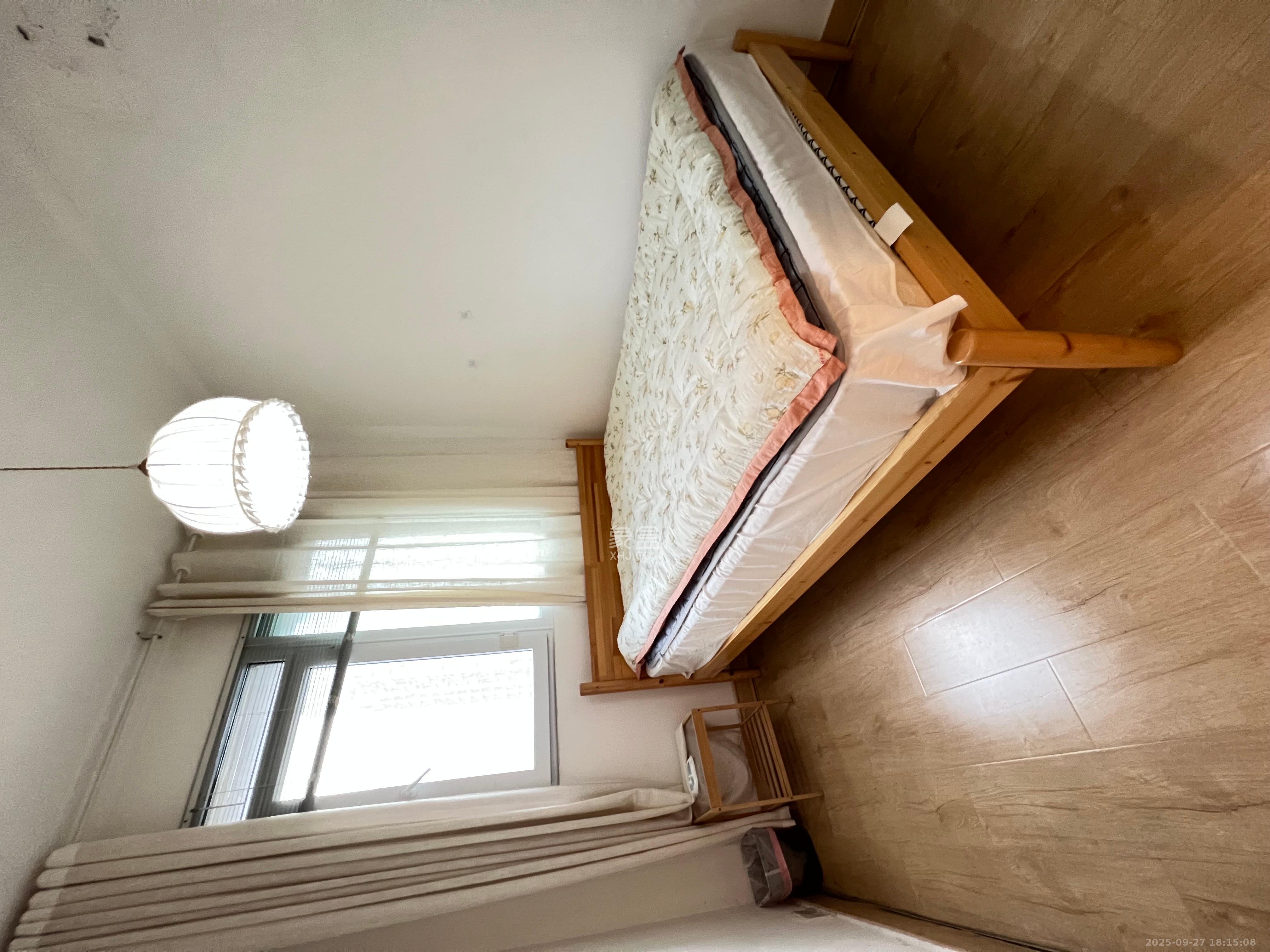 建鸿达现代公寓  1室2厅1卫   2500.00元/月室内图