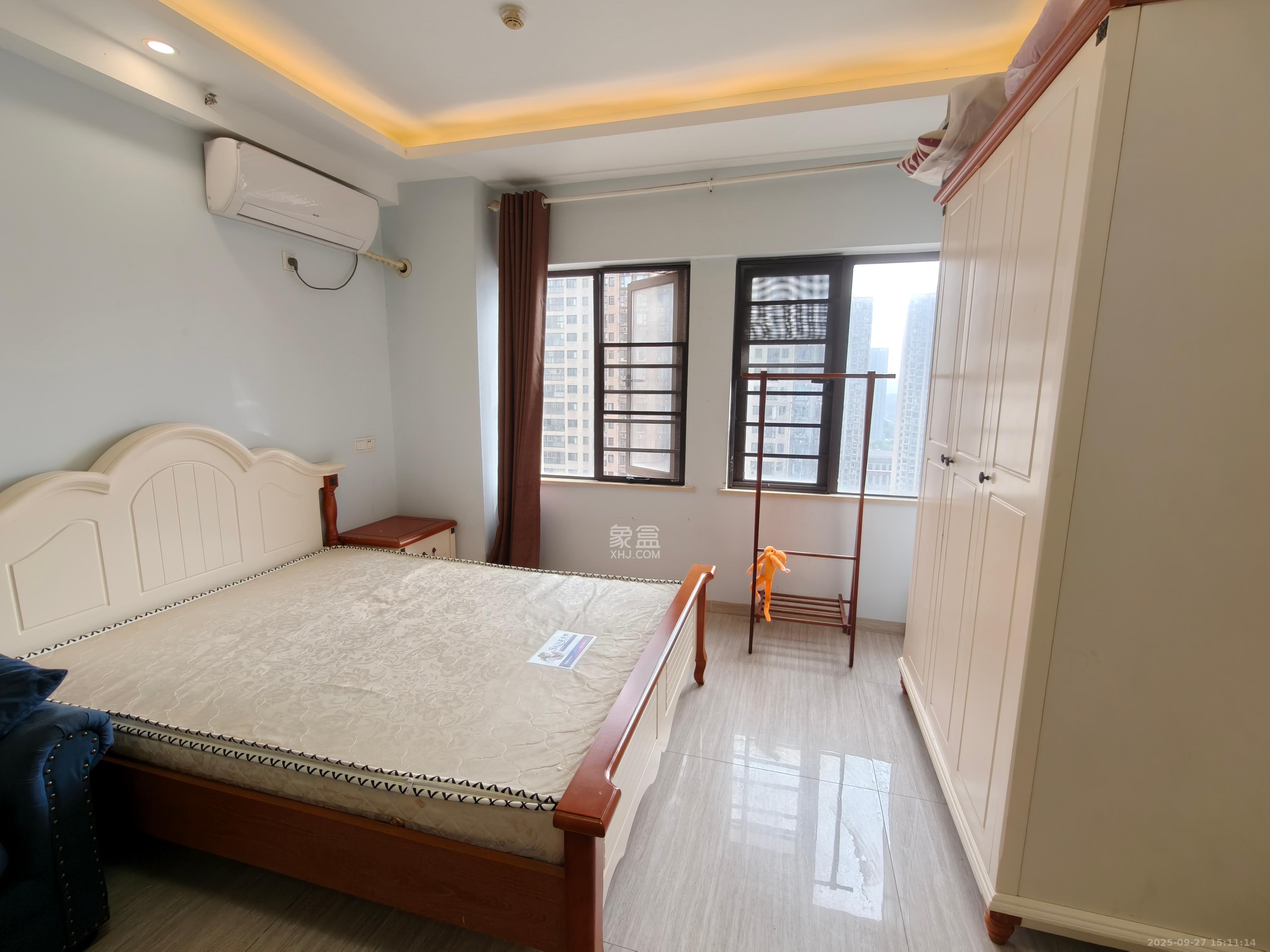 钰龙天下二期(钰龙佳园) 1室1厅1卫 1200.0元/月 钰龙天下二期(钰龙佳园) 1室1厅1卫 1200.0元/月室内图