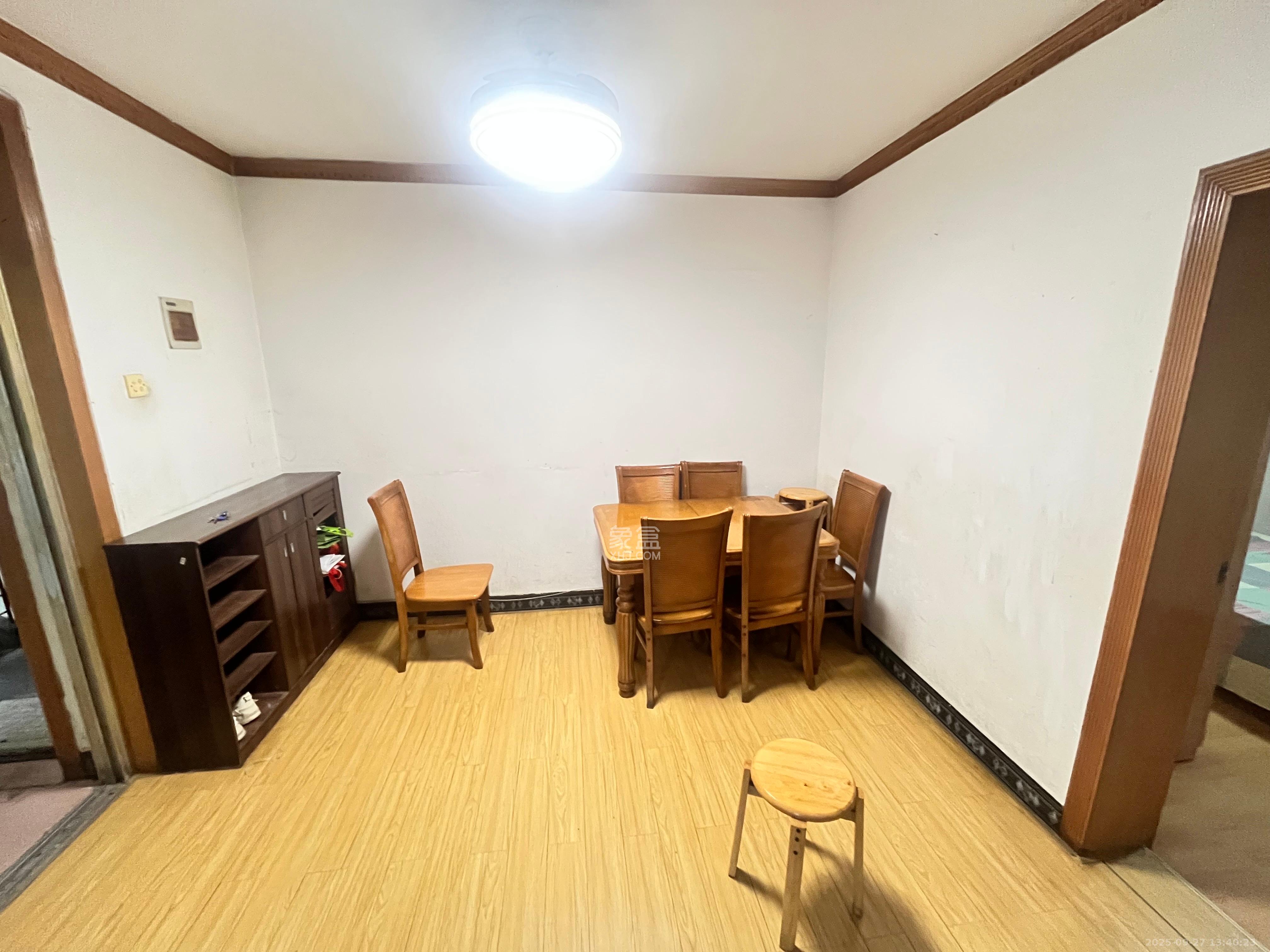 天剑社区（湖南省水利水电一公司宿舍）  2室2厅1卫    1900.0元/月室内图