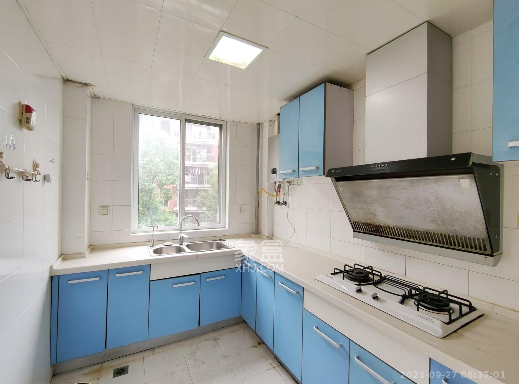 鸿铭中心  3室2厅2卫    3800.0元/月室内图