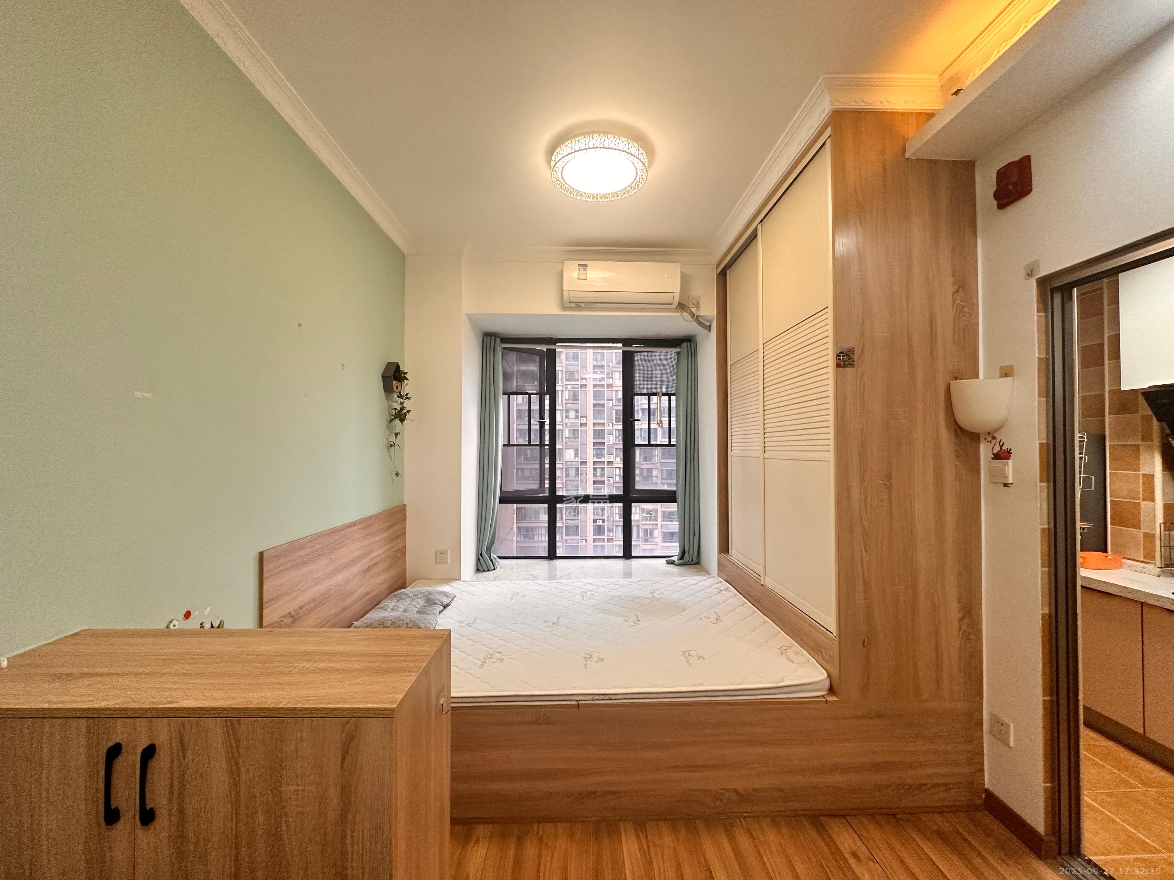 荣悦台 1室1厅1卫 1800.0元/月 荣悦台 1室1厅1卫 1800.0元/月室内图