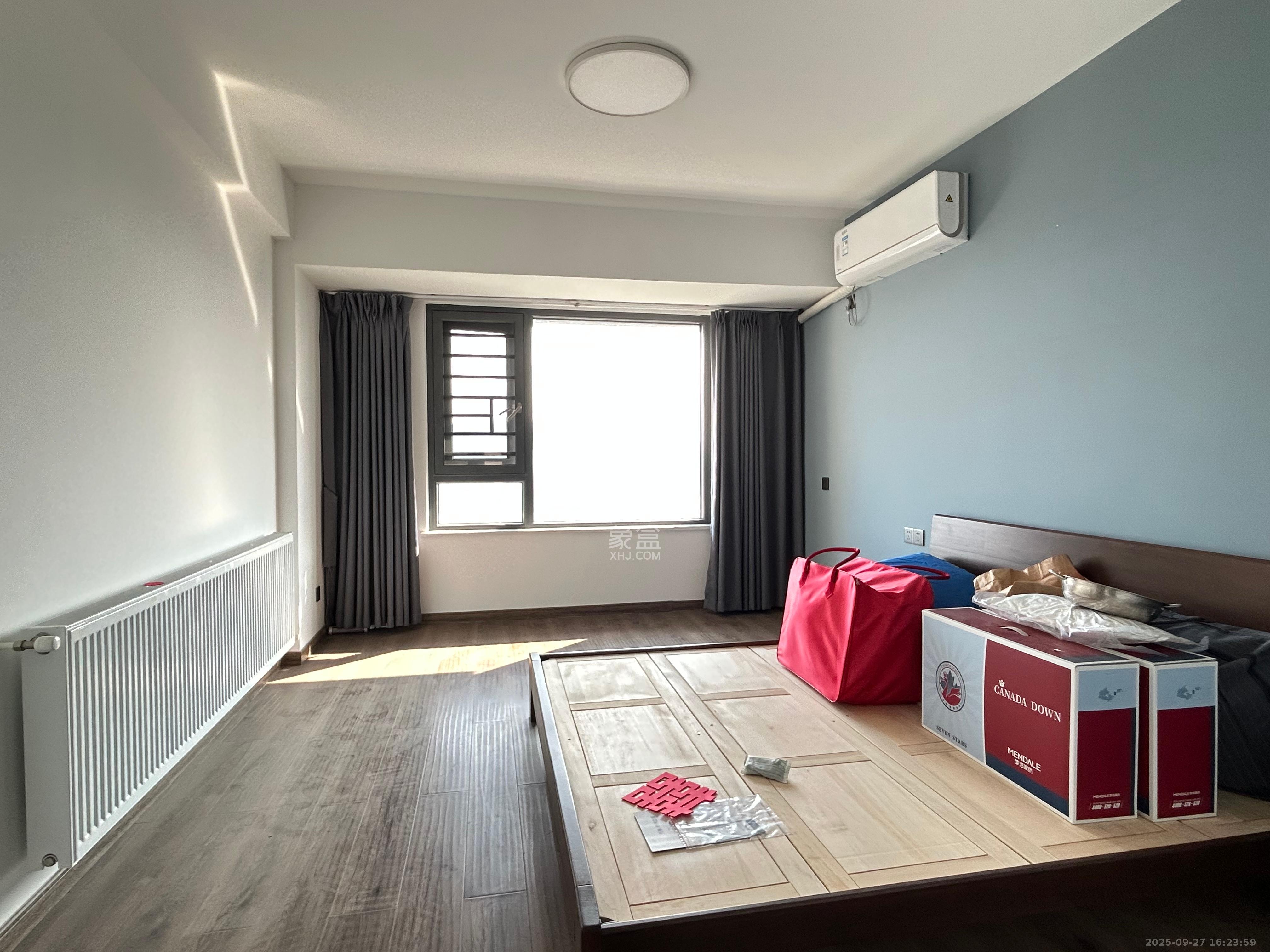 山水誉峰  3室2厅2卫    3800.0元/月室内图