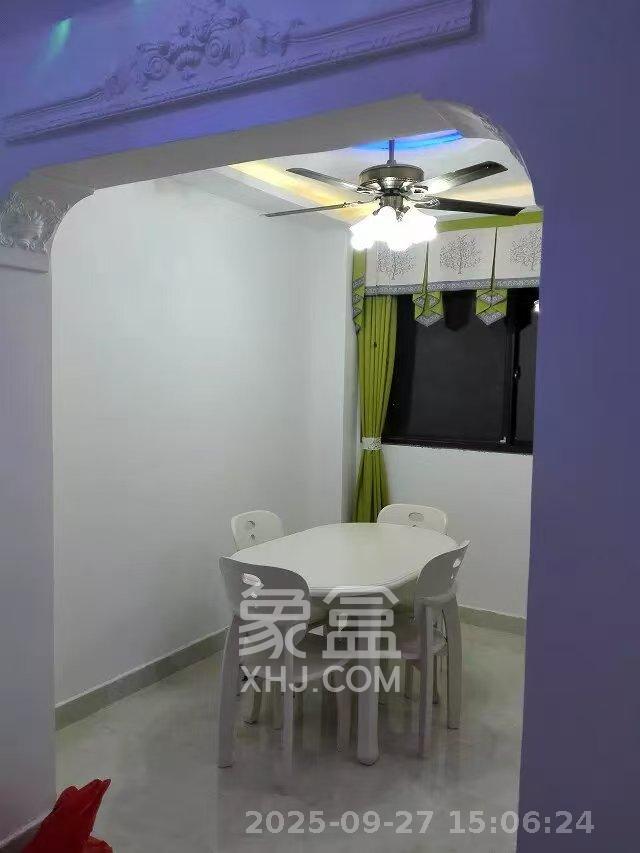 鑫远和城（一、二期）  3室2厅1卫   2500.00元/月室内图