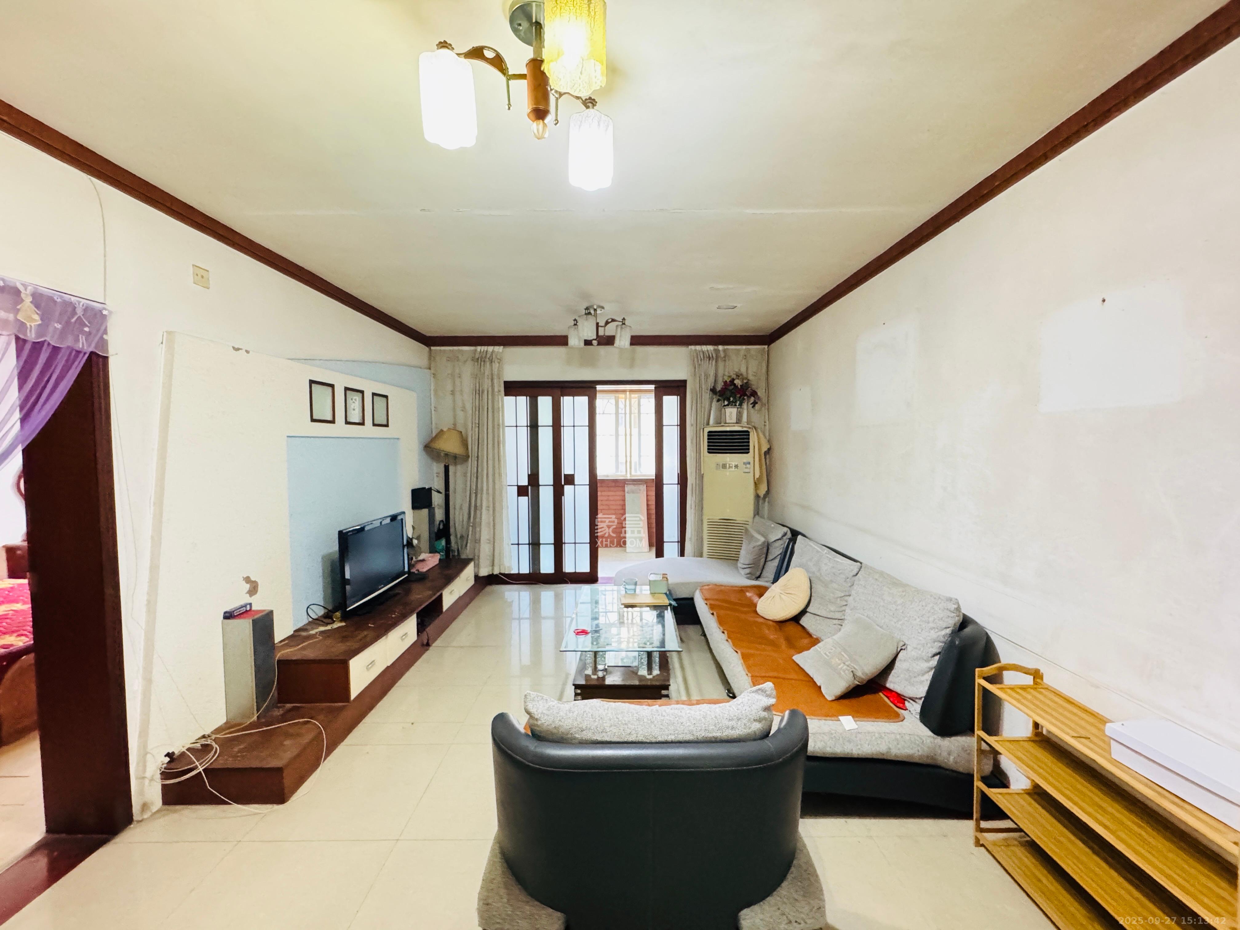 广厦新村  2室1厅1卫    1400.0元/月 广厦新村  2室1厅1卫    1400.0元/月室内图1