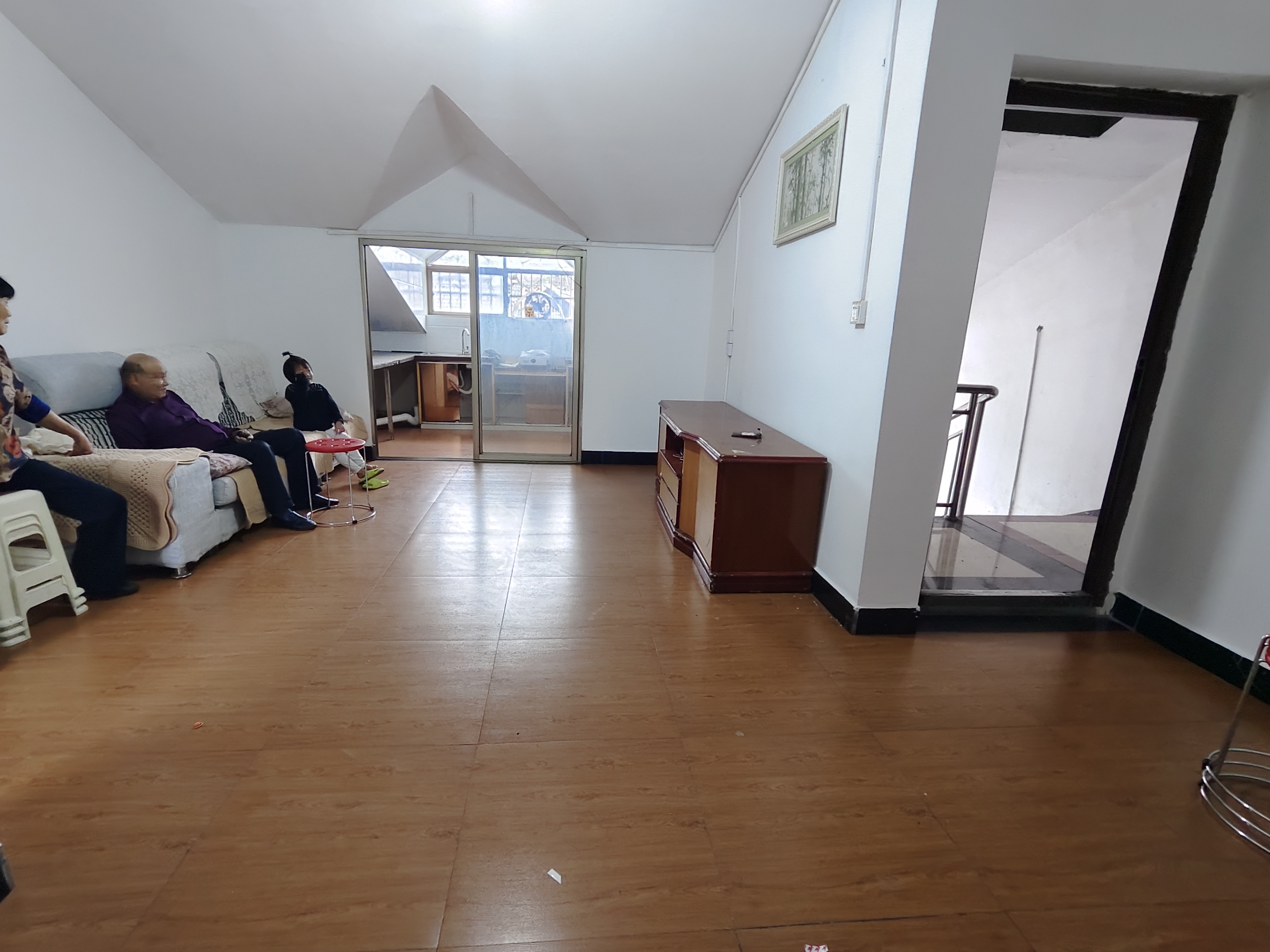 幸福里 3室1厅1卫 400.0元/月 幸福里 3室1厅1卫 400.0元/月室内图