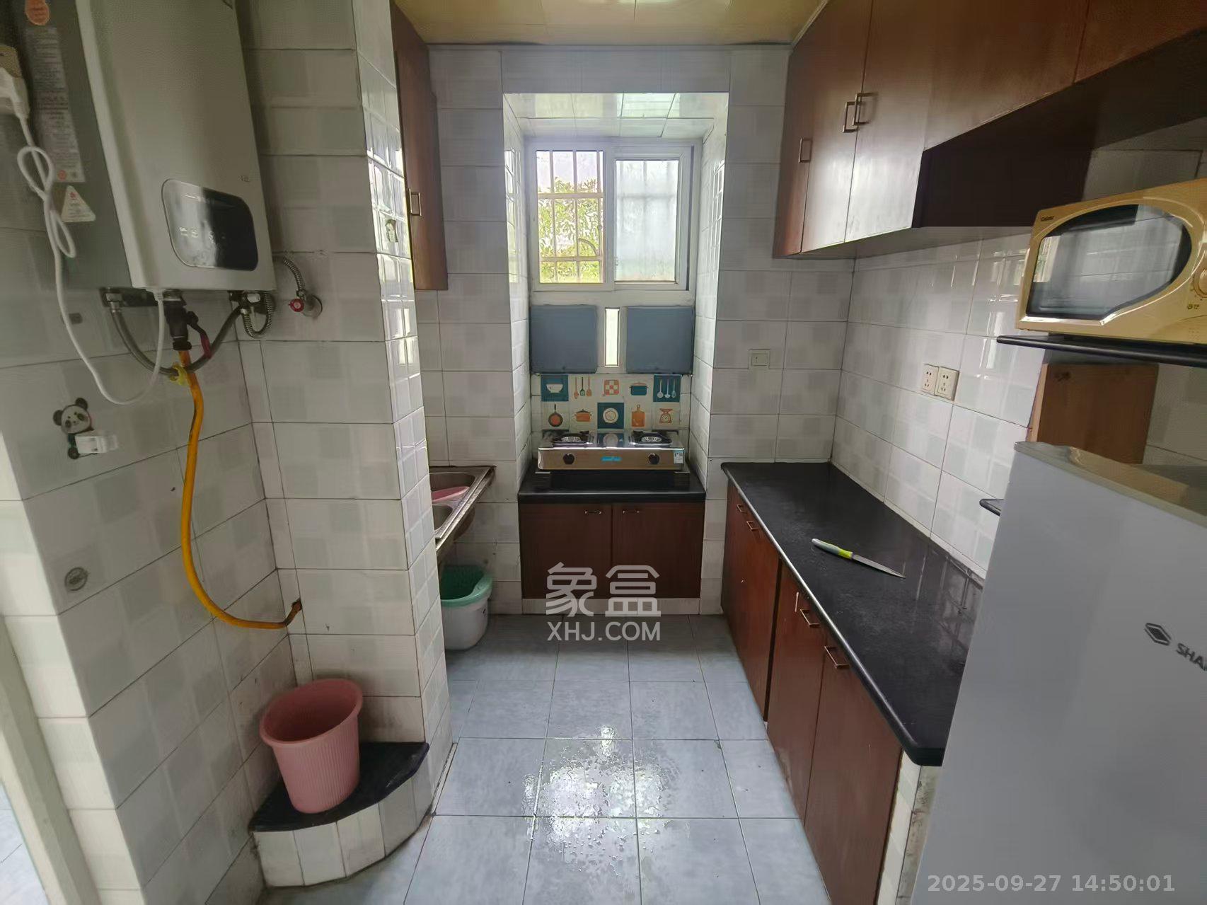 长沙市芙蓉实业公司（白沙路110号）  3室2厅1卫    1980.0元/月室内图