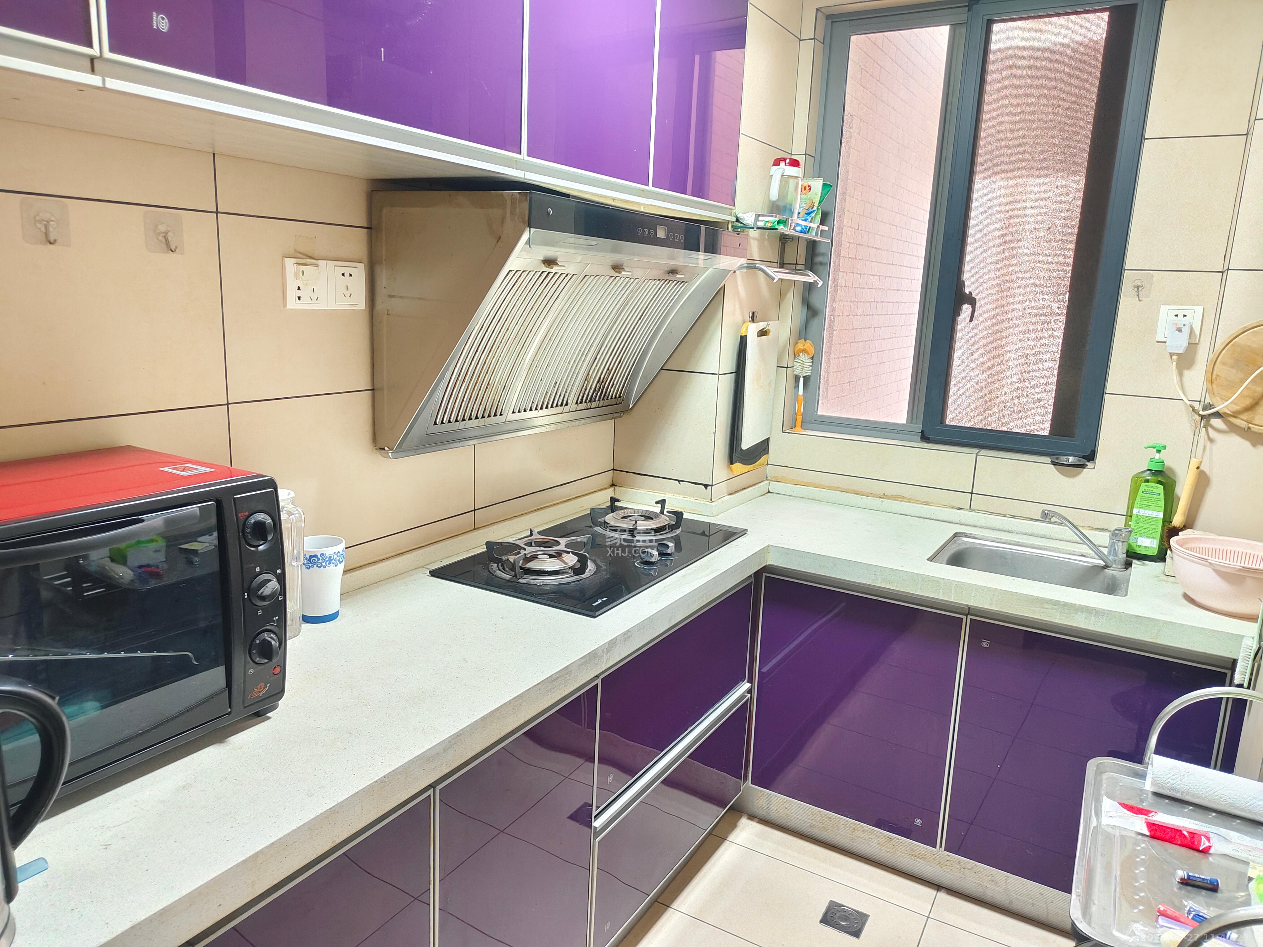 上海城小区 1室1厅1卫 2100.0元/月 上海城小区 1室1厅1卫 2100.0元/月室内图