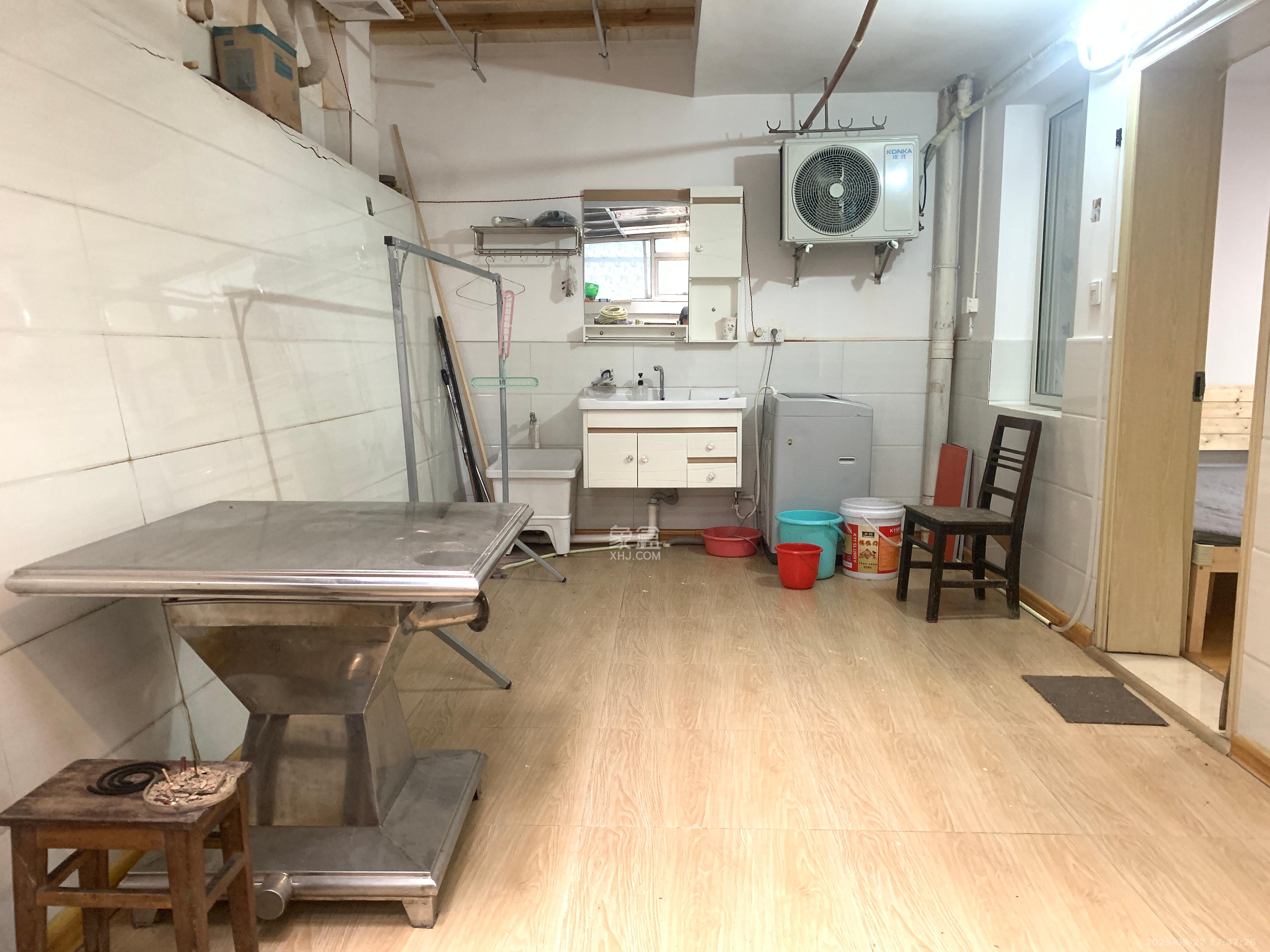 桂花路铁建宿舍 2室1厅1卫 1400.0元/月 桂花路铁建宿舍 2室1厅1卫 1400.0元/月室内图