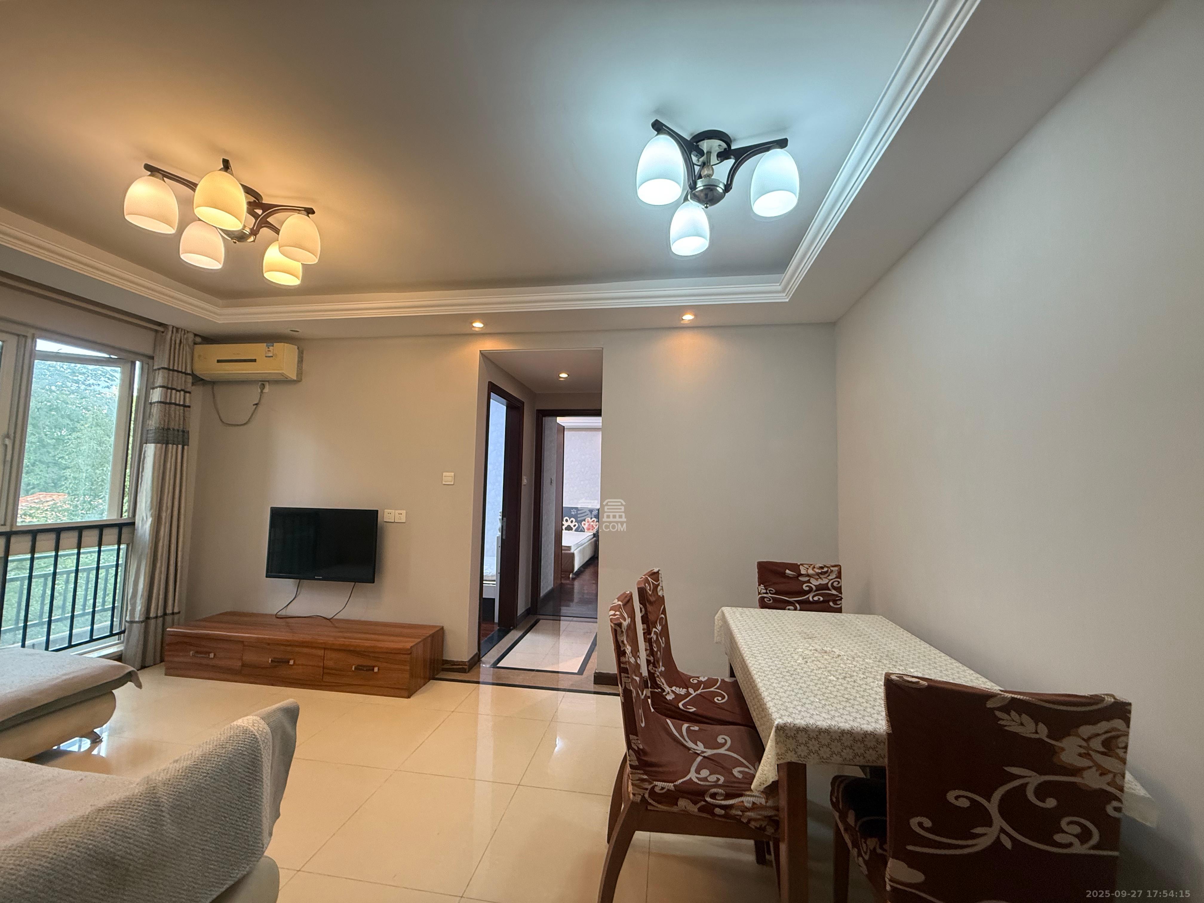 郡原居里 2室2厅1卫 1500.0元/月 郡原居里 2室2厅1卫 1500.0元/月室内图