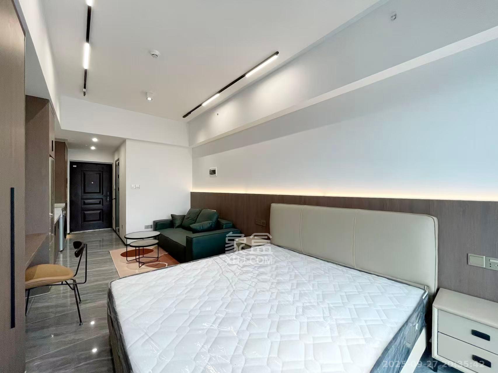 万润时光里 1室1厅1卫 2500.0元/月 万润时光里 1室1厅1卫 2500.0元/月室内图