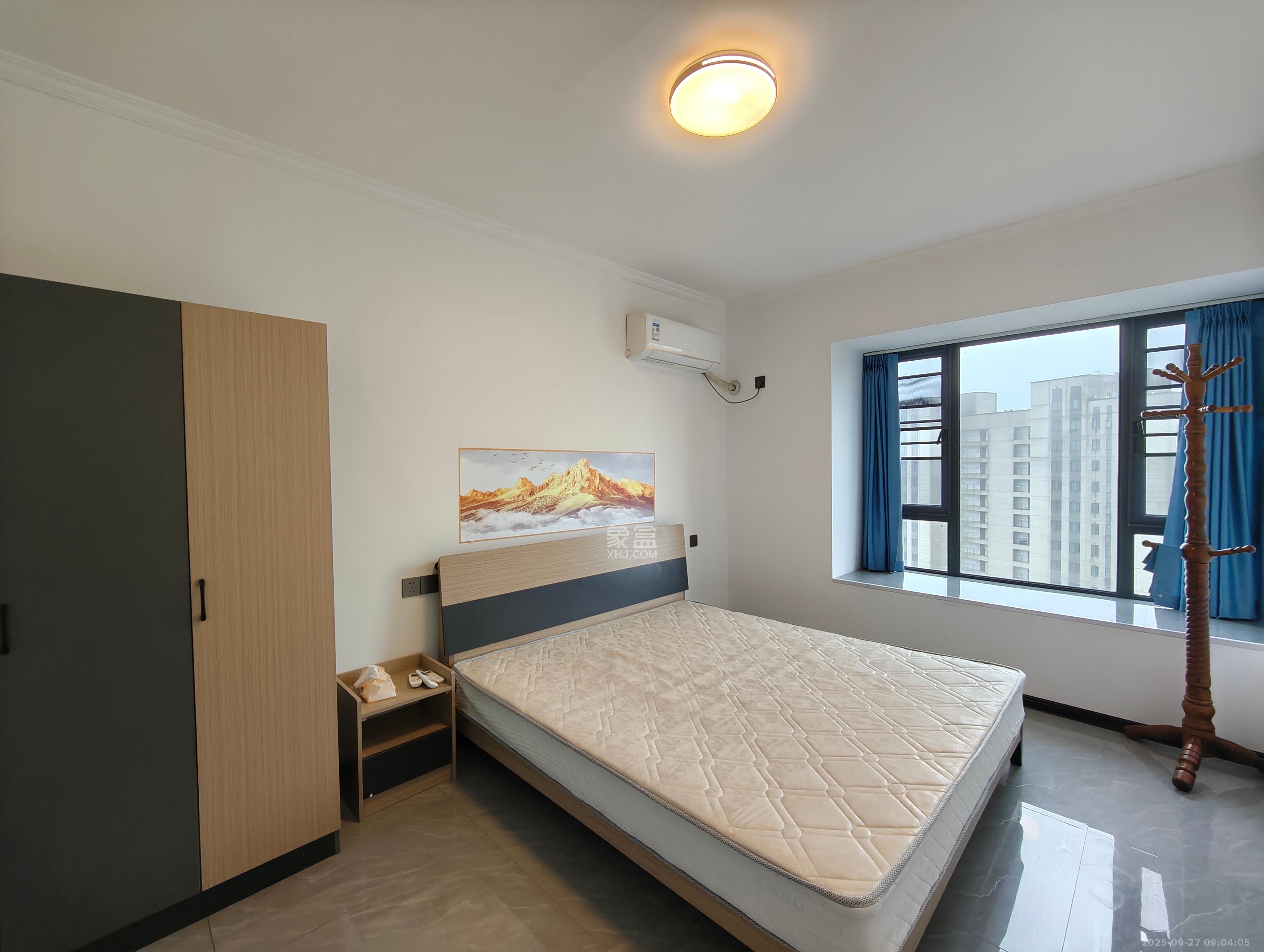 金侨风华府 3室2厅2卫 2500.0元/月 金侨风华府 3室2厅2卫 2500.0元/月室内图