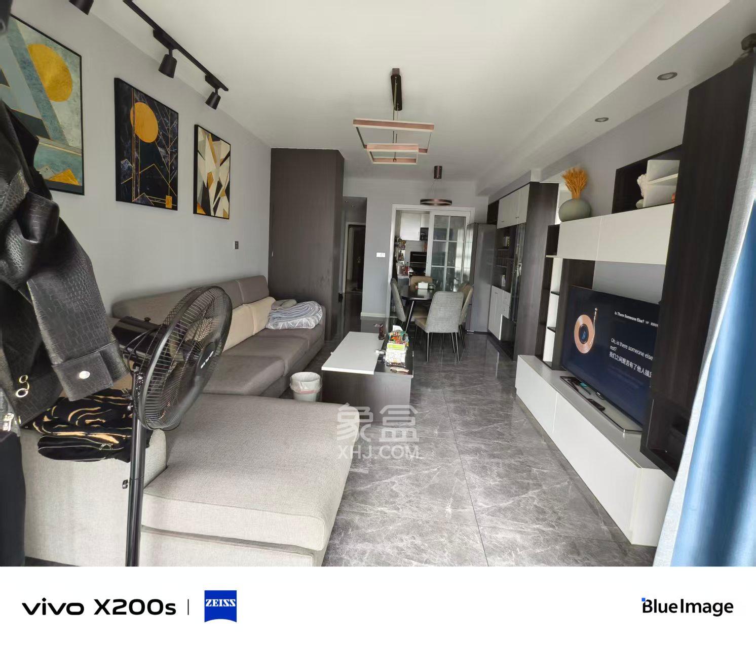 南庭城果  3室2厅2卫    2600.0元/月室内图