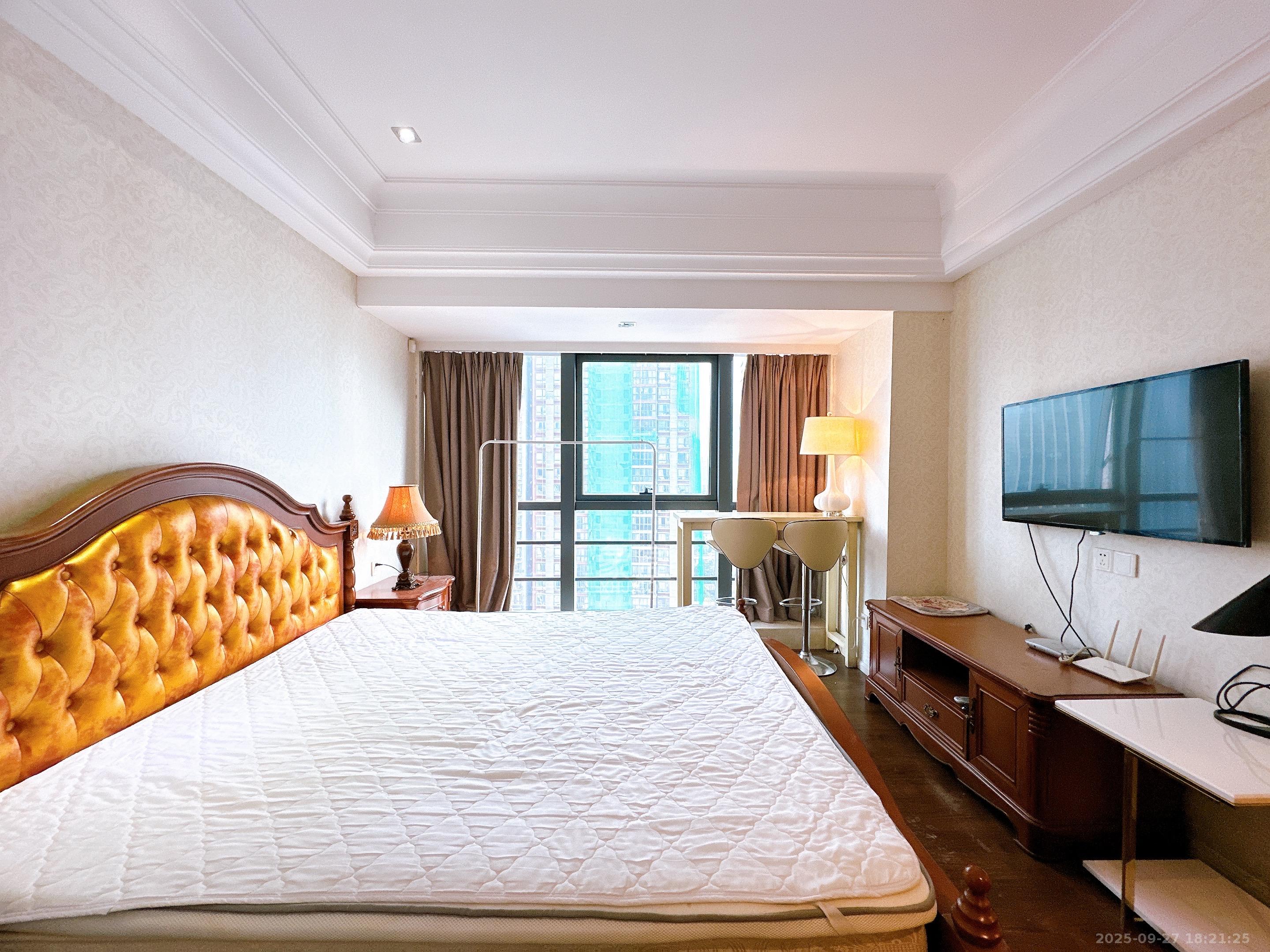 泊富公寓(泊富国际广场) 1室1厅1卫 2600.0元/月 泊富公寓(泊富国际广场) 1室1厅1卫 2600.0元/月室内图