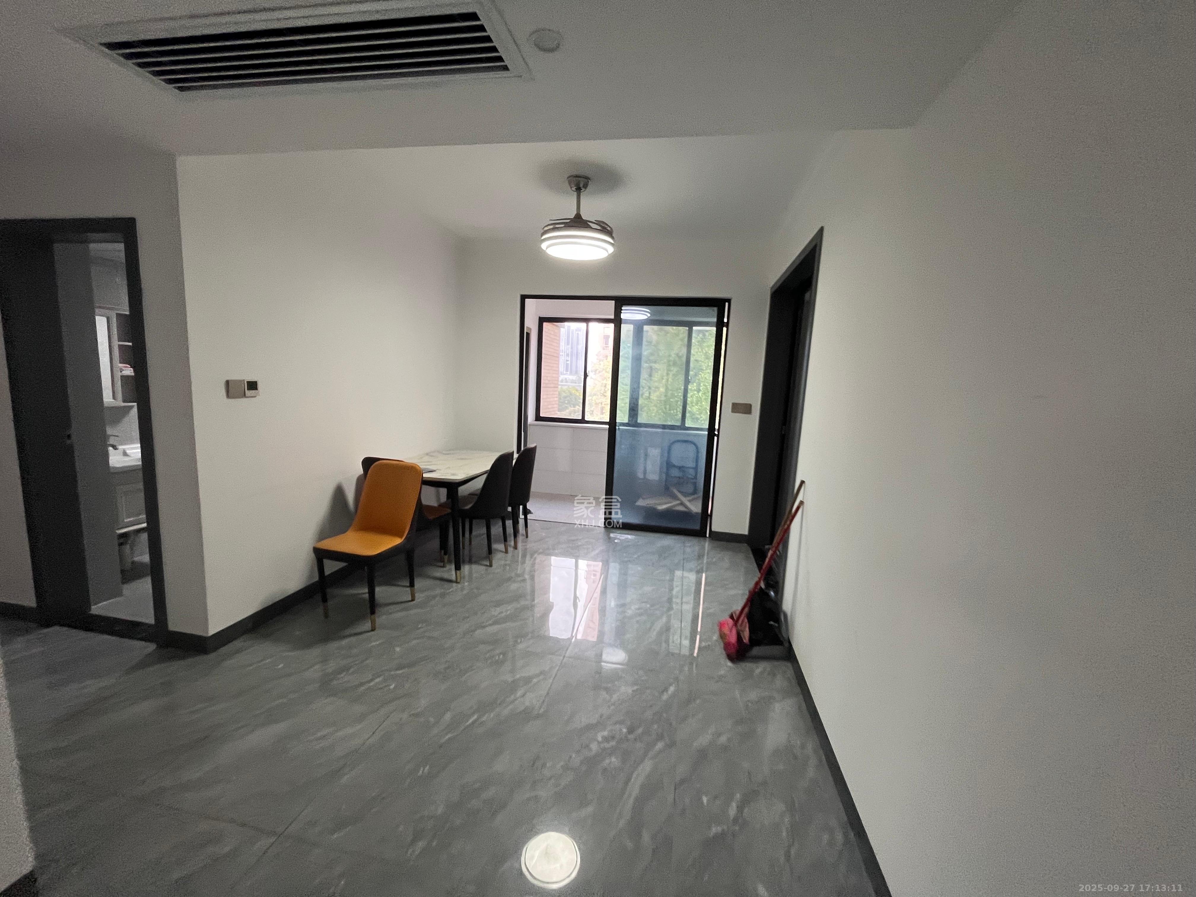 湘水郡(兴旺小爱同学) 4室2厅2卫 2700.0元/月 湘水郡(兴旺小爱同学) 4室2厅2卫 2700.0元/月室内图