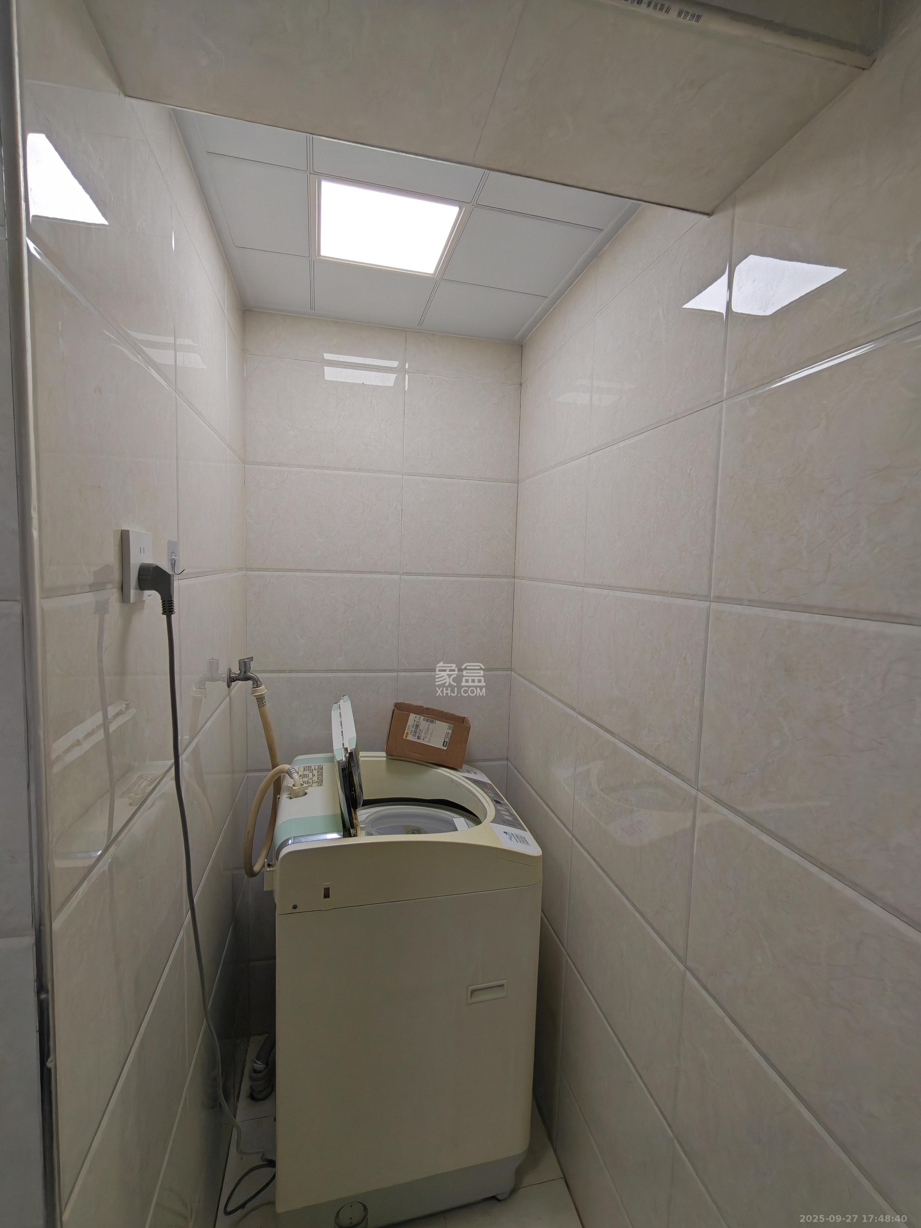 红星国际星城 2室1厅1卫 1900.0元/月 红星国际星城 2室1厅1卫 1900.0元/月室内图