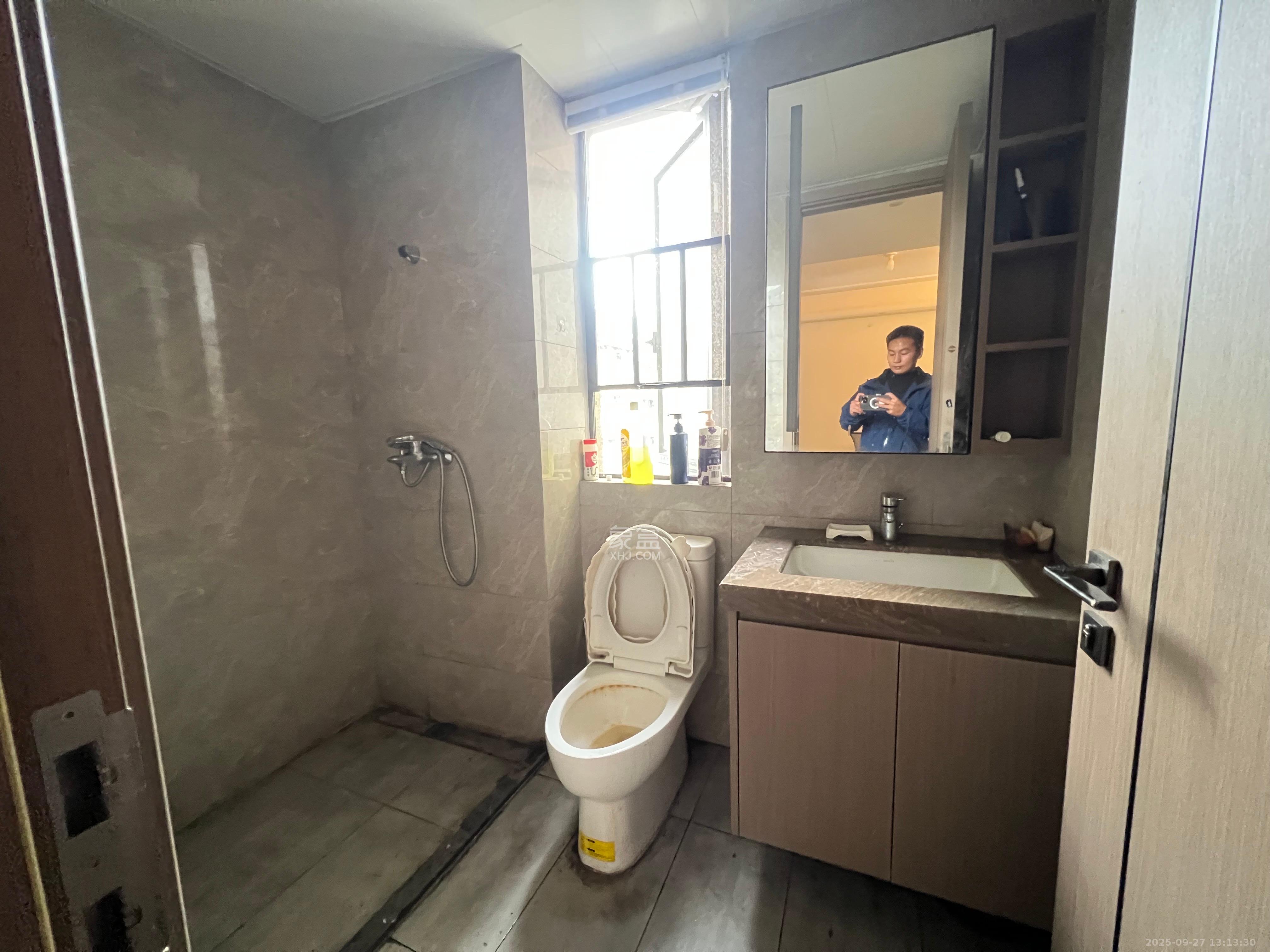 金茂建发泊悦  4室2厅1卫   4500.00元/月室内图