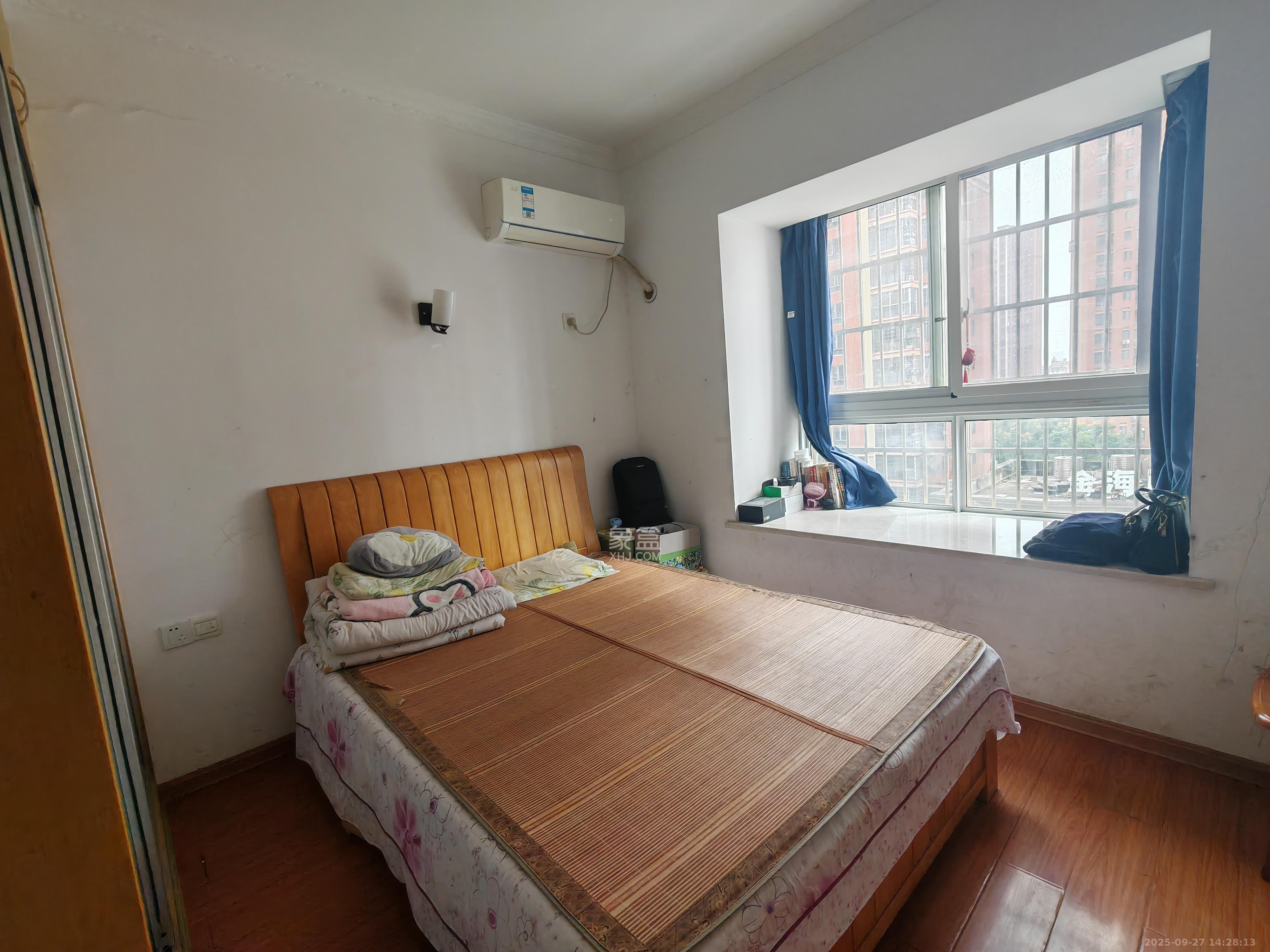 明天一城 2室2厅1卫 1380.0元/月 明天一城 2室2厅1卫 1380.0元/月室内图