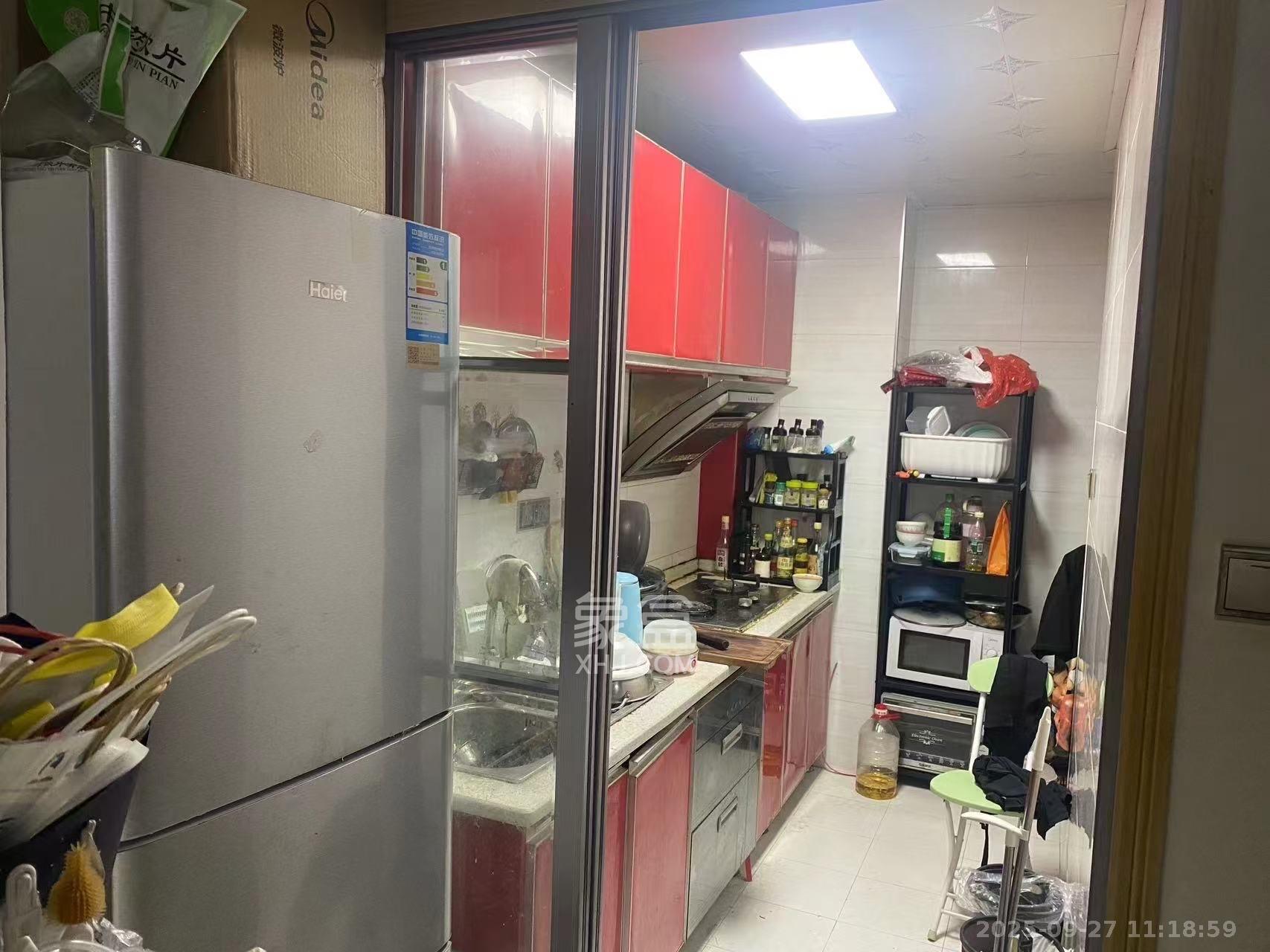 高升金典 1室2厅1卫 1800.0元/月 高升金典 1室2厅1卫 1800.0元/月室内图