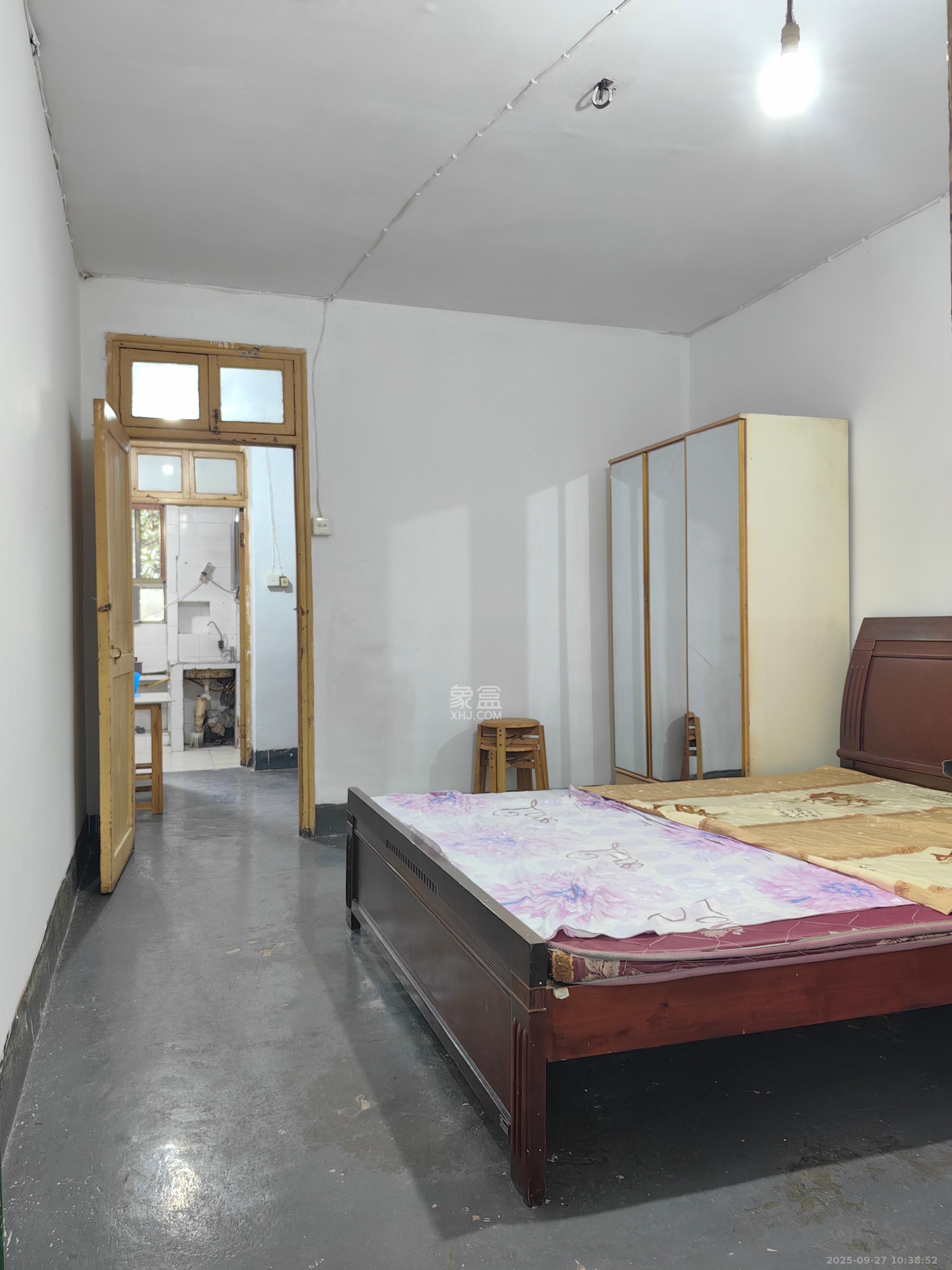北桥新村  1室1厅1卫   1100.00元/月室内图