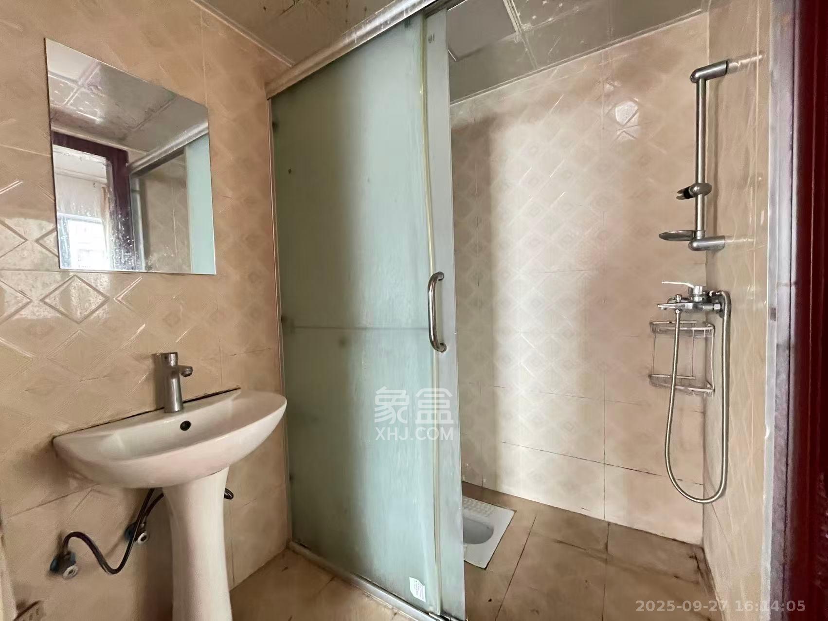 潇湘奥林匹克花园  3室2厅1卫    2500.0元/月室内图