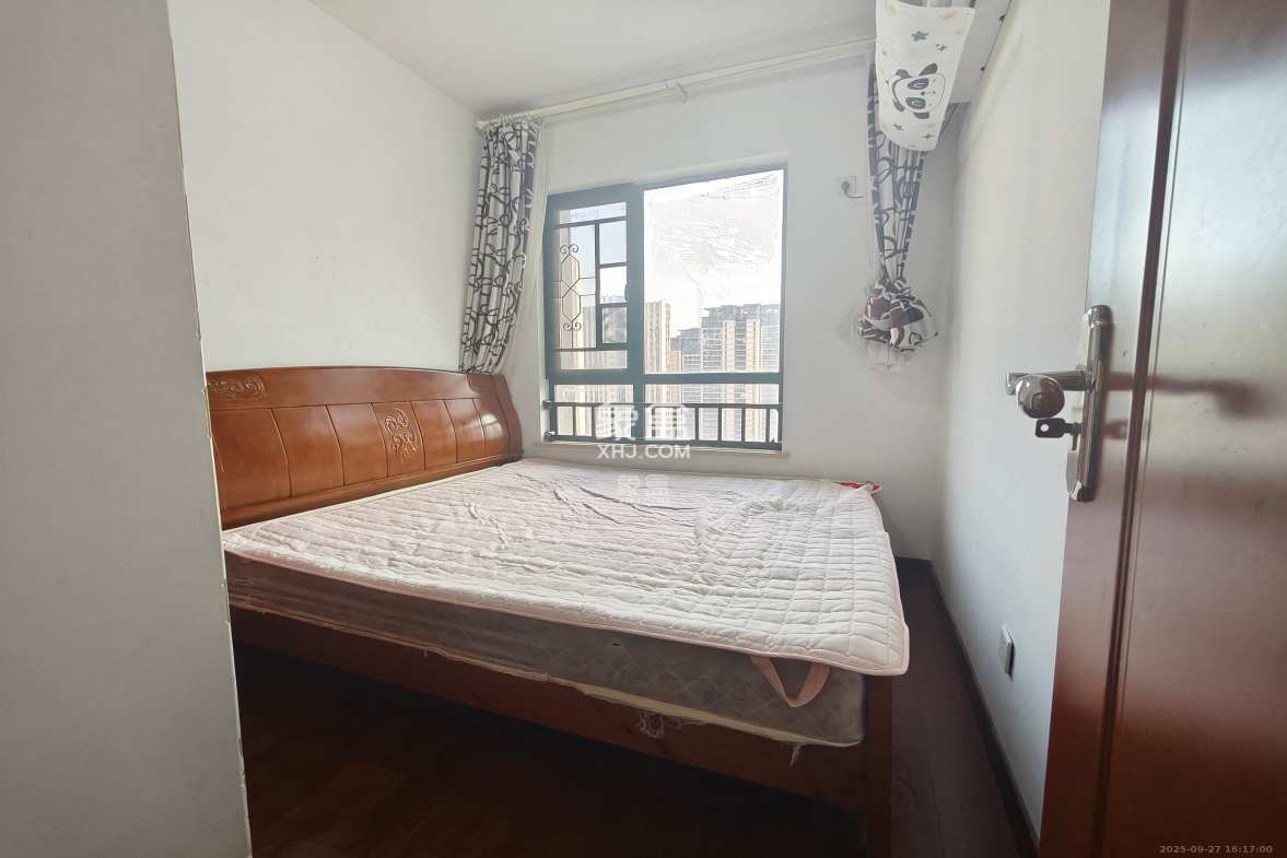 绿地之窗 3室1厅1卫 2000.0元/月 绿地之窗 3室1厅1卫 2000.0元/月室内图