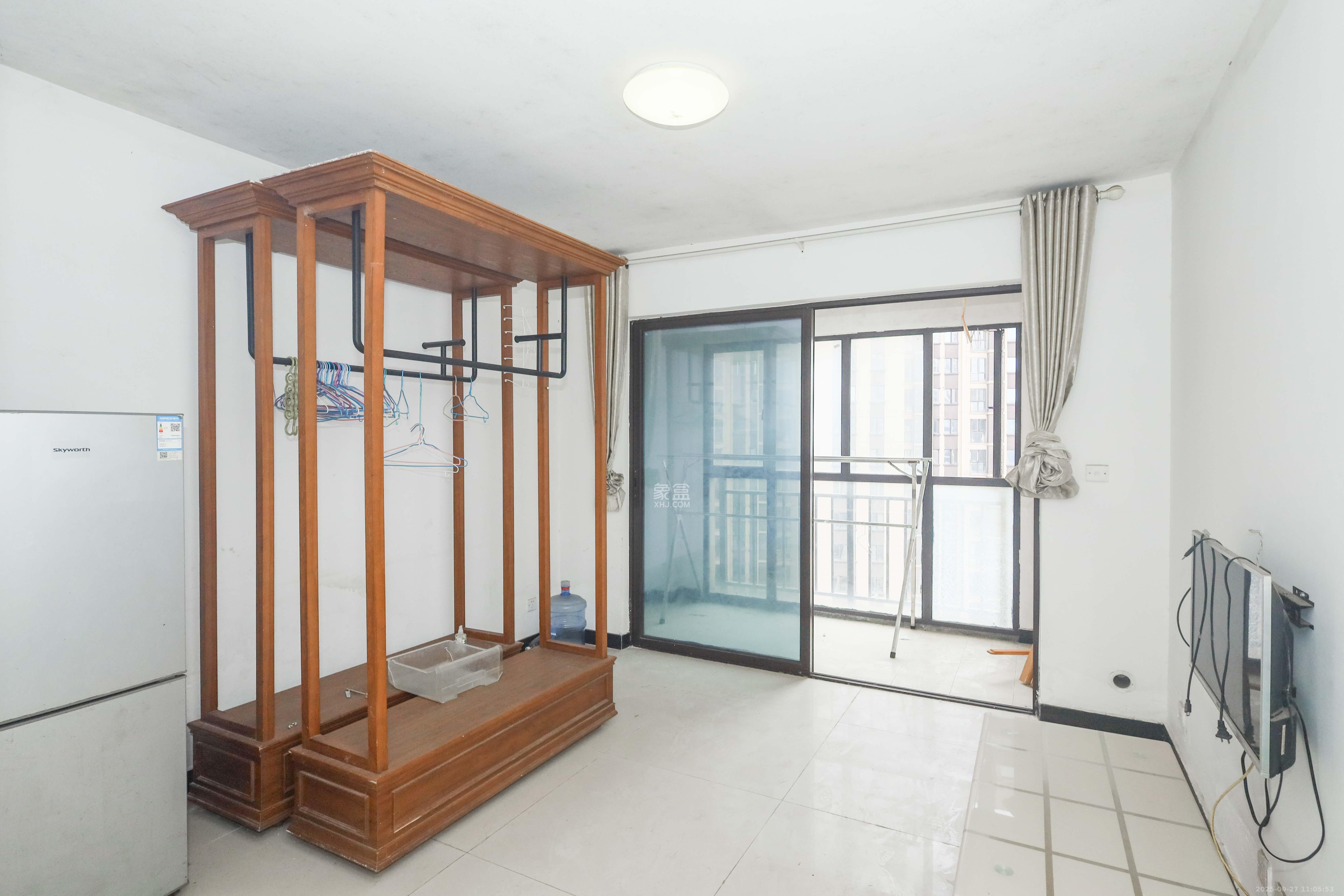 梅溪鑫苑名家 3室2厅1卫 68.0万 梅溪鑫苑名家 3室2厅1卫 68.0万客厅