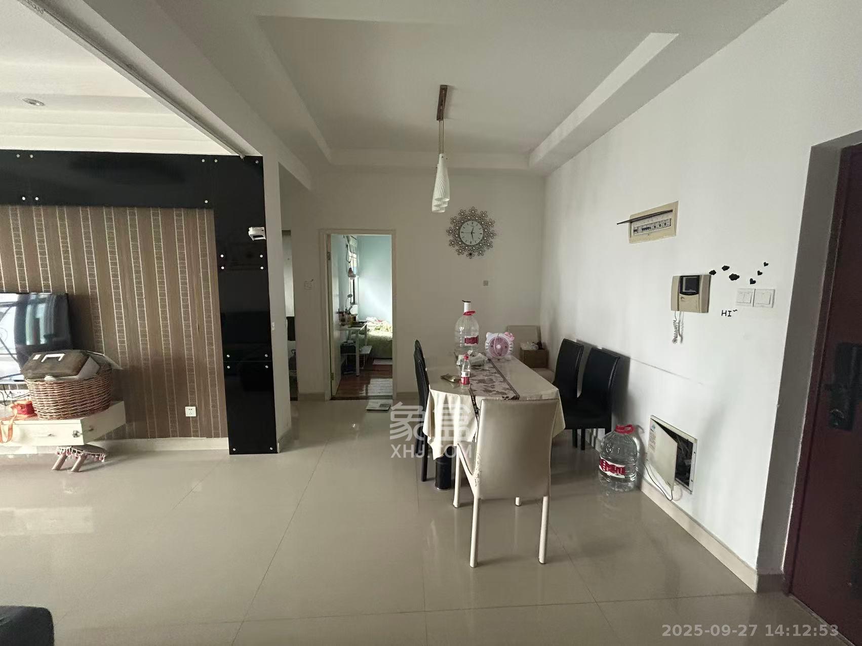 城南故事家园 2室1厅1卫 2300.0元/月 城南故事家园 2室1厅1卫 2300.0元/月室内图