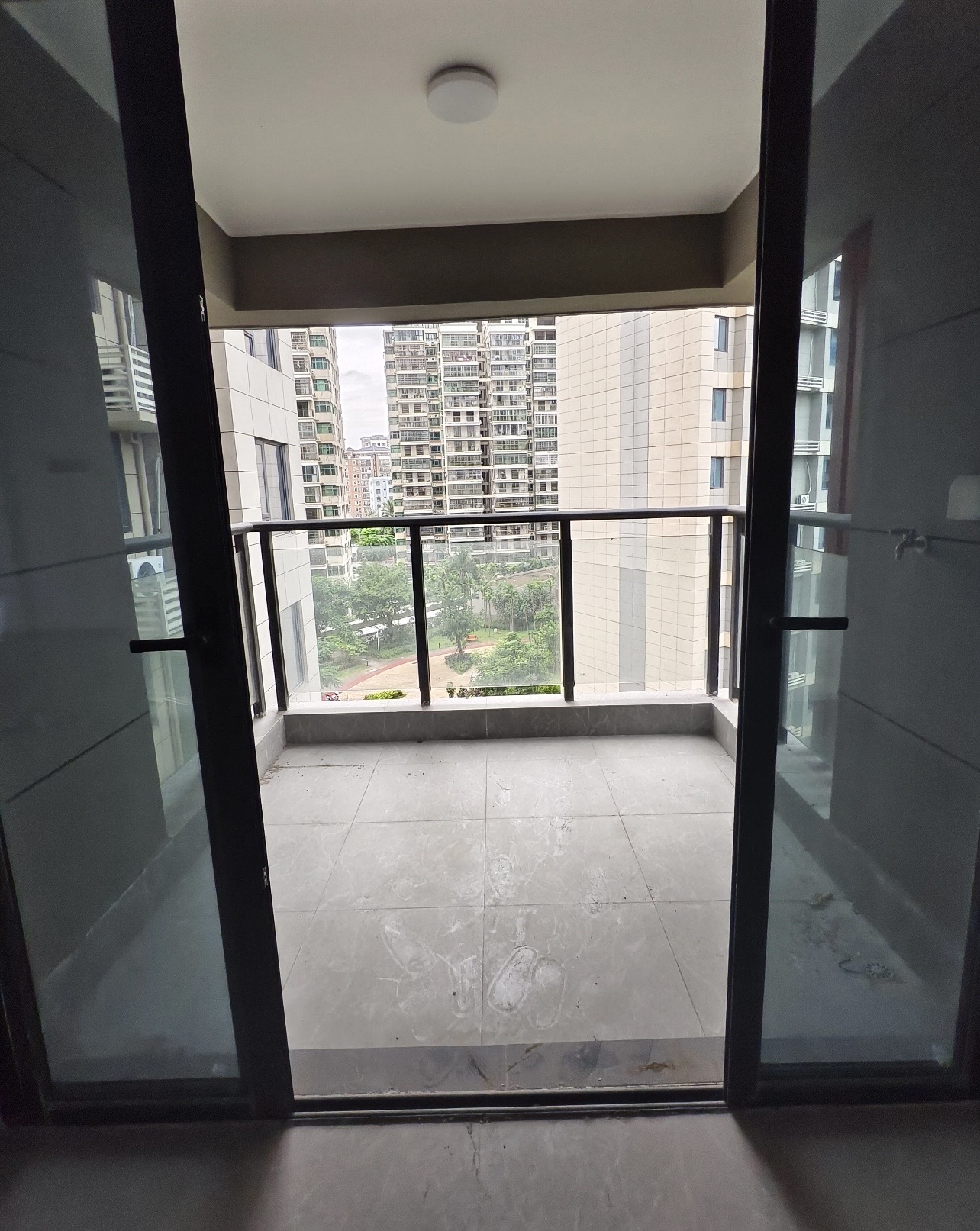 天街华府（海南新天地）  4室2厅2卫    3800.0元/月室内图