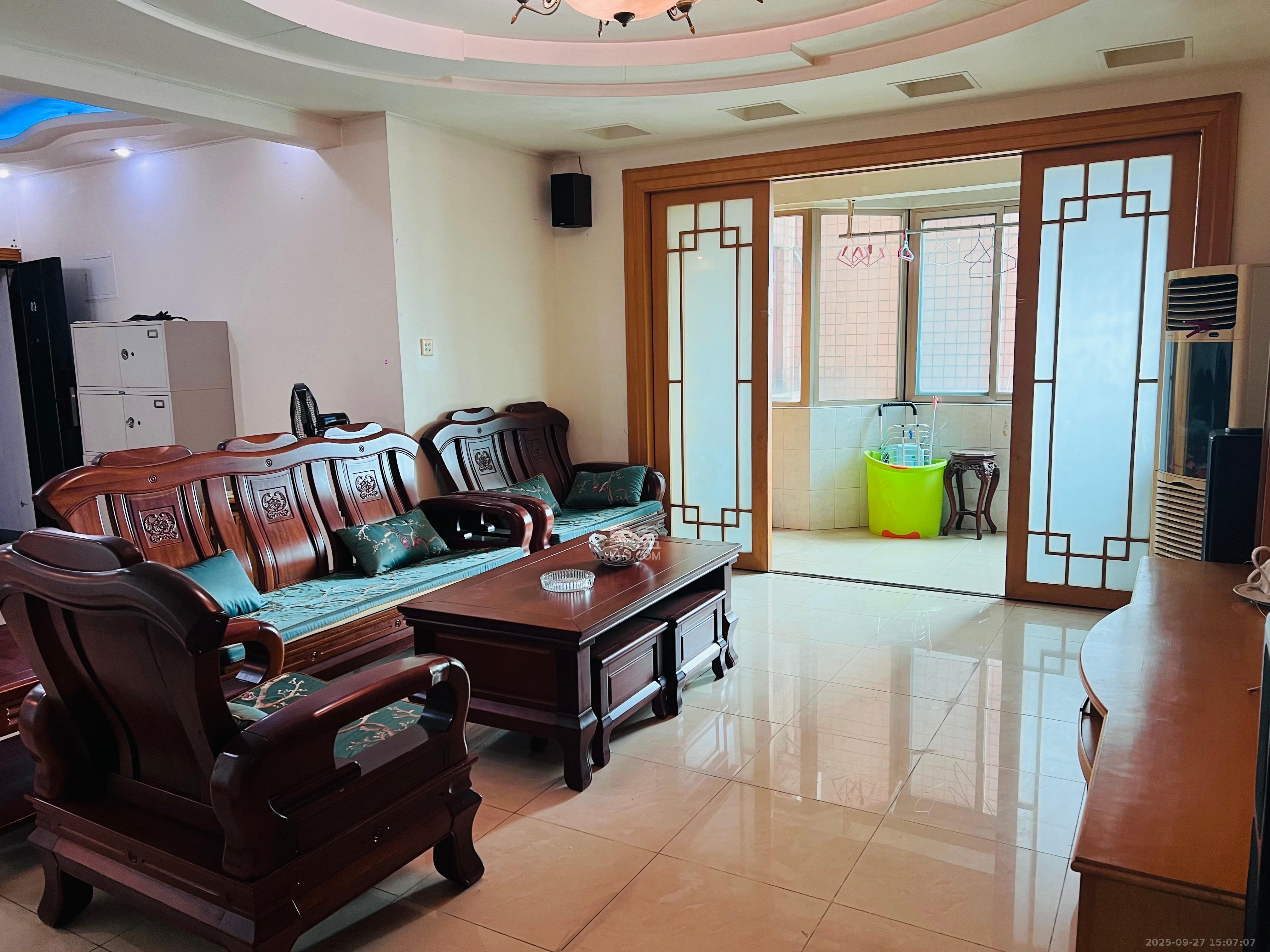 人民银行宿舍(蔡锷中路) 1室0厅0卫 3300.0元/月 人民银行宿舍(蔡锷中路) 1室0厅0卫 3300.0元/月室内图