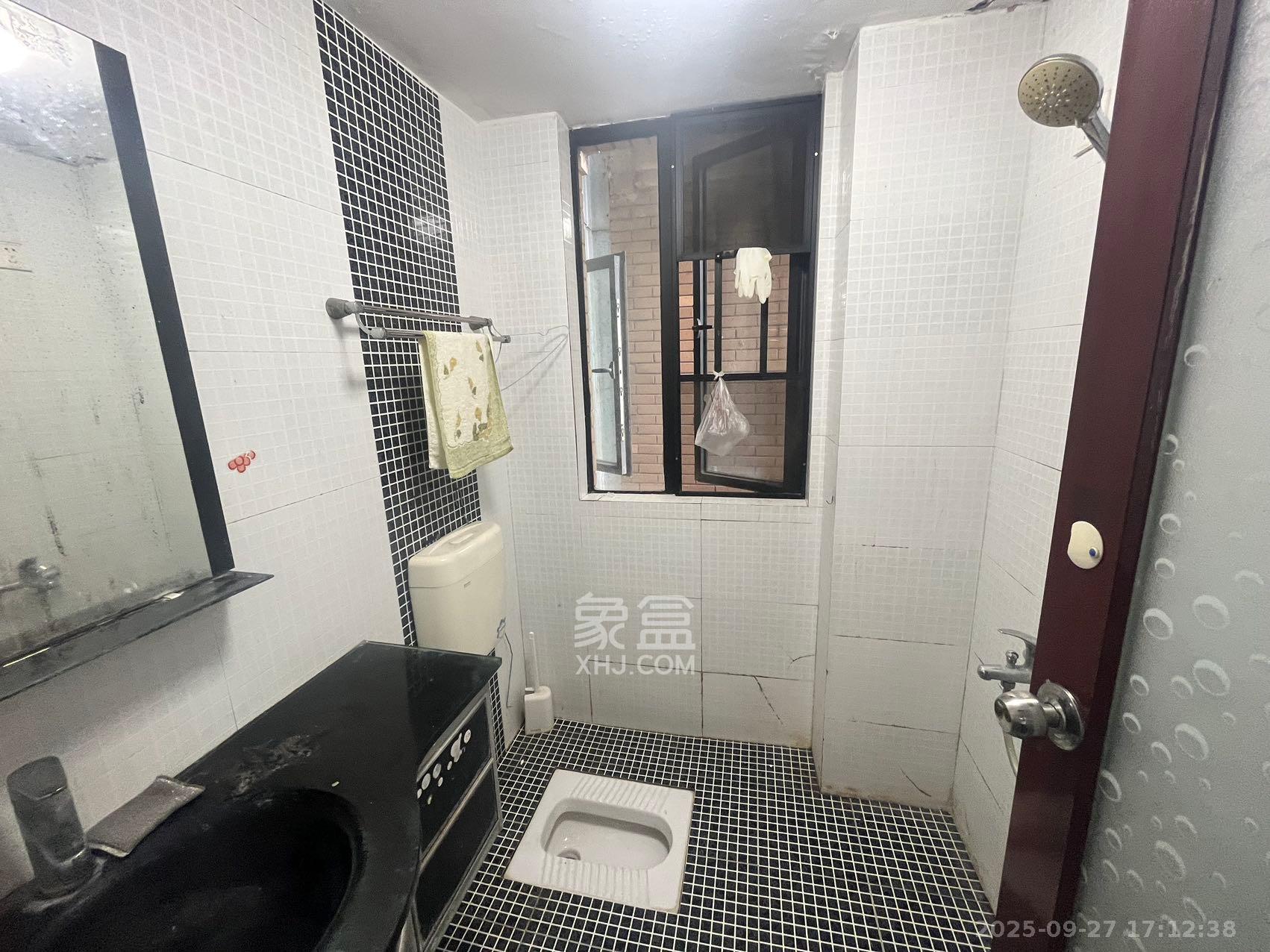 三江花中城 3室2厅2卫 2600.0元/月 三江花中城 3室2厅2卫 2600.0元/月室内图