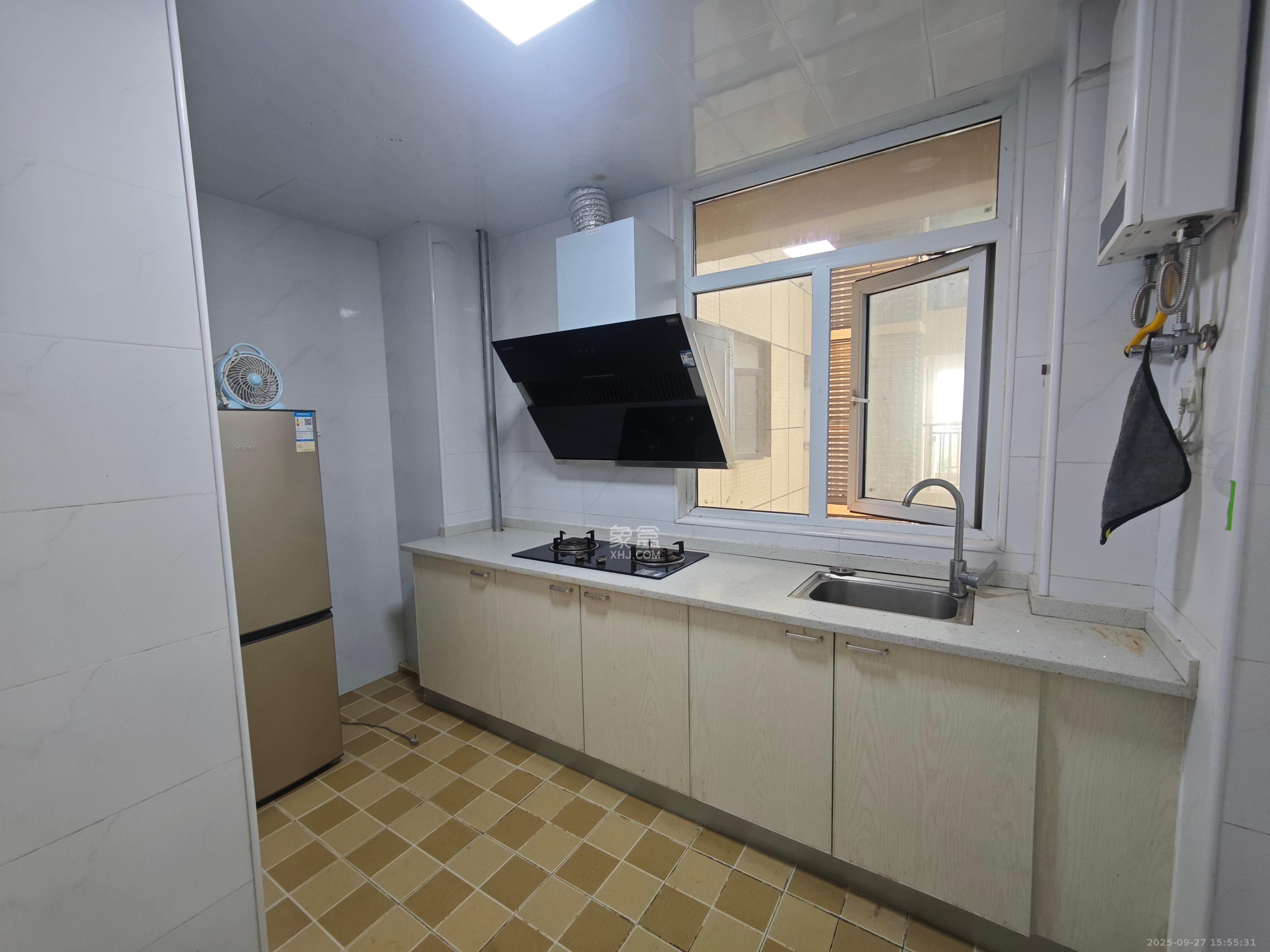 和悦城(蟠龙景苑)  2室2厅1卫    1800.0元/月室内图