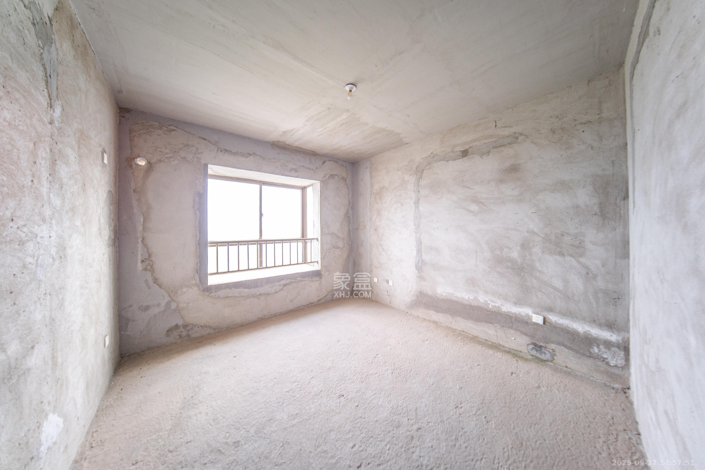 江滨家园 3室2厅1卫 50.88万 江滨家园 3室2厅1卫 50.88万卧室