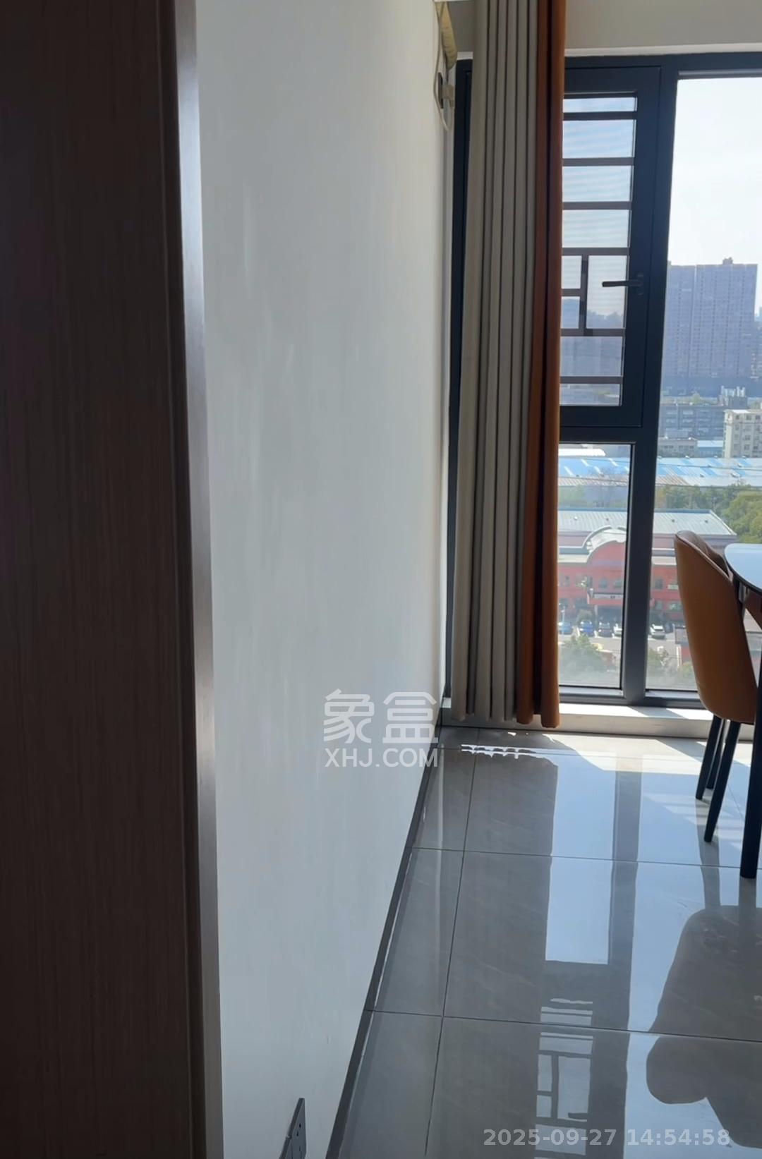 燕珑新寓  2室1厅1卫   1800.00元/月室内图