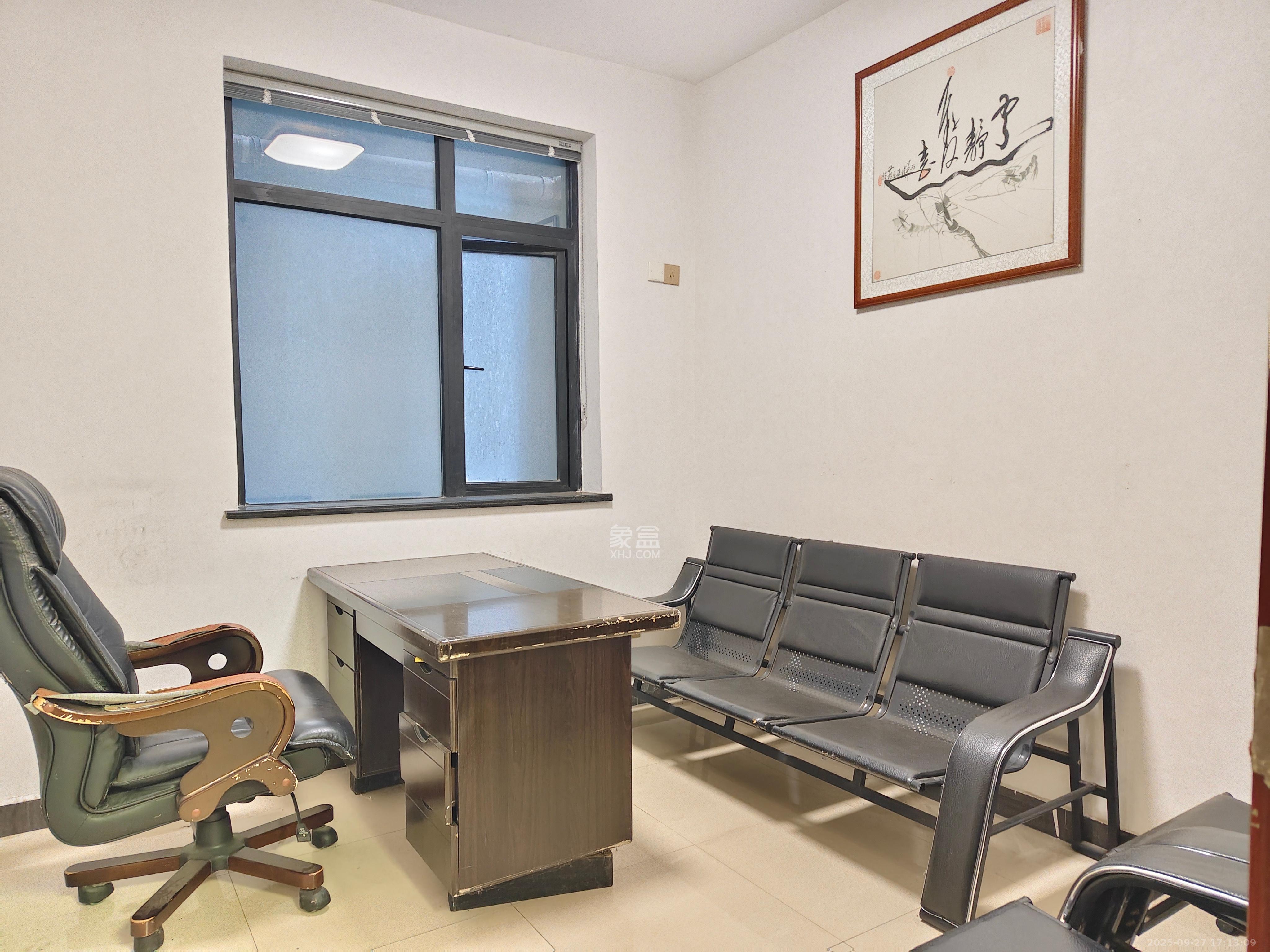 鑫远杰座 2室1厅1卫 1800.0元/月 鑫远杰座 2室1厅1卫 1800.0元/月室内图