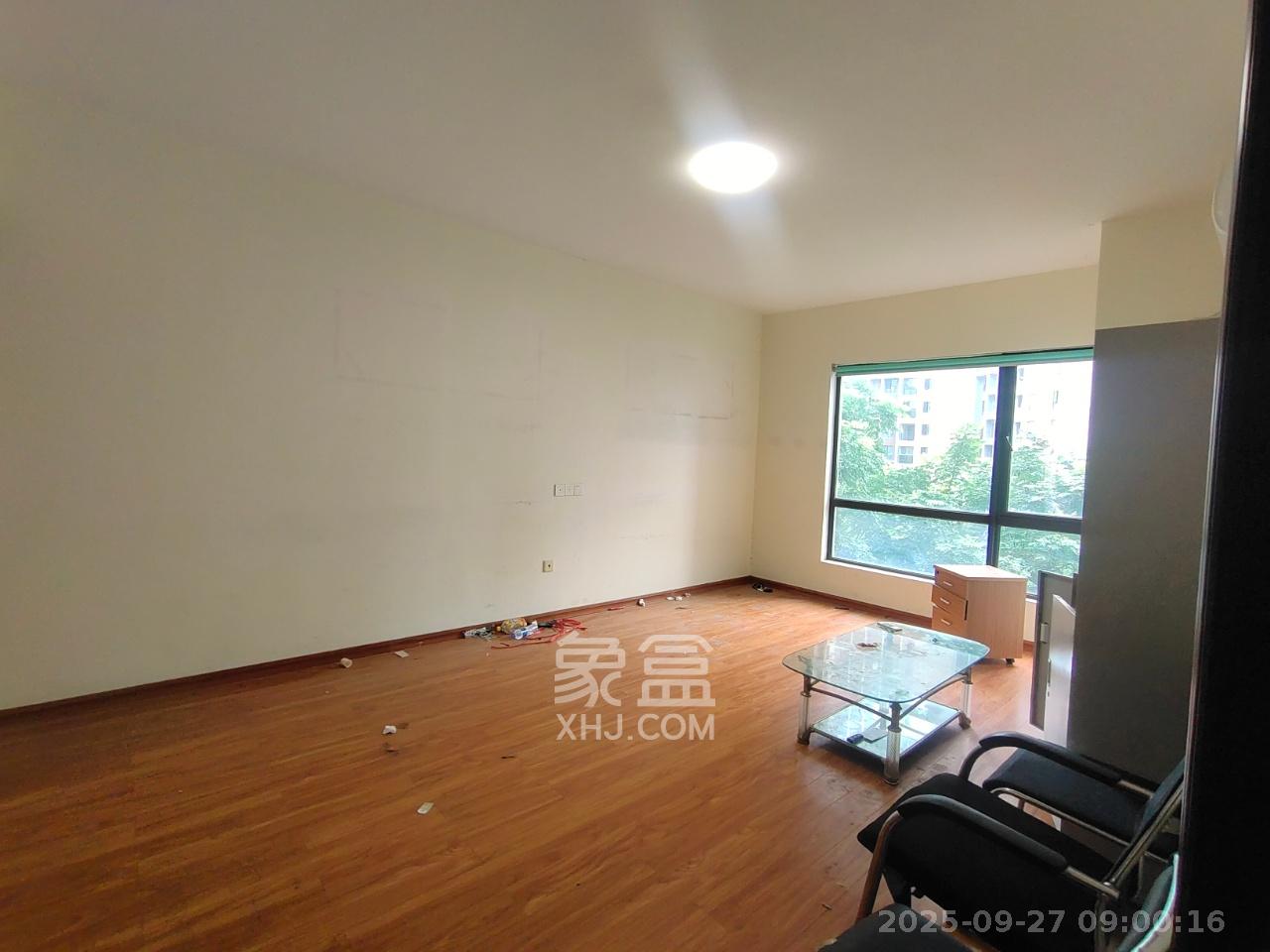 达美D6区 4室2厅2卫 3200.0元/月 达美D6区 4室2厅2卫 3200.0元/月室内图