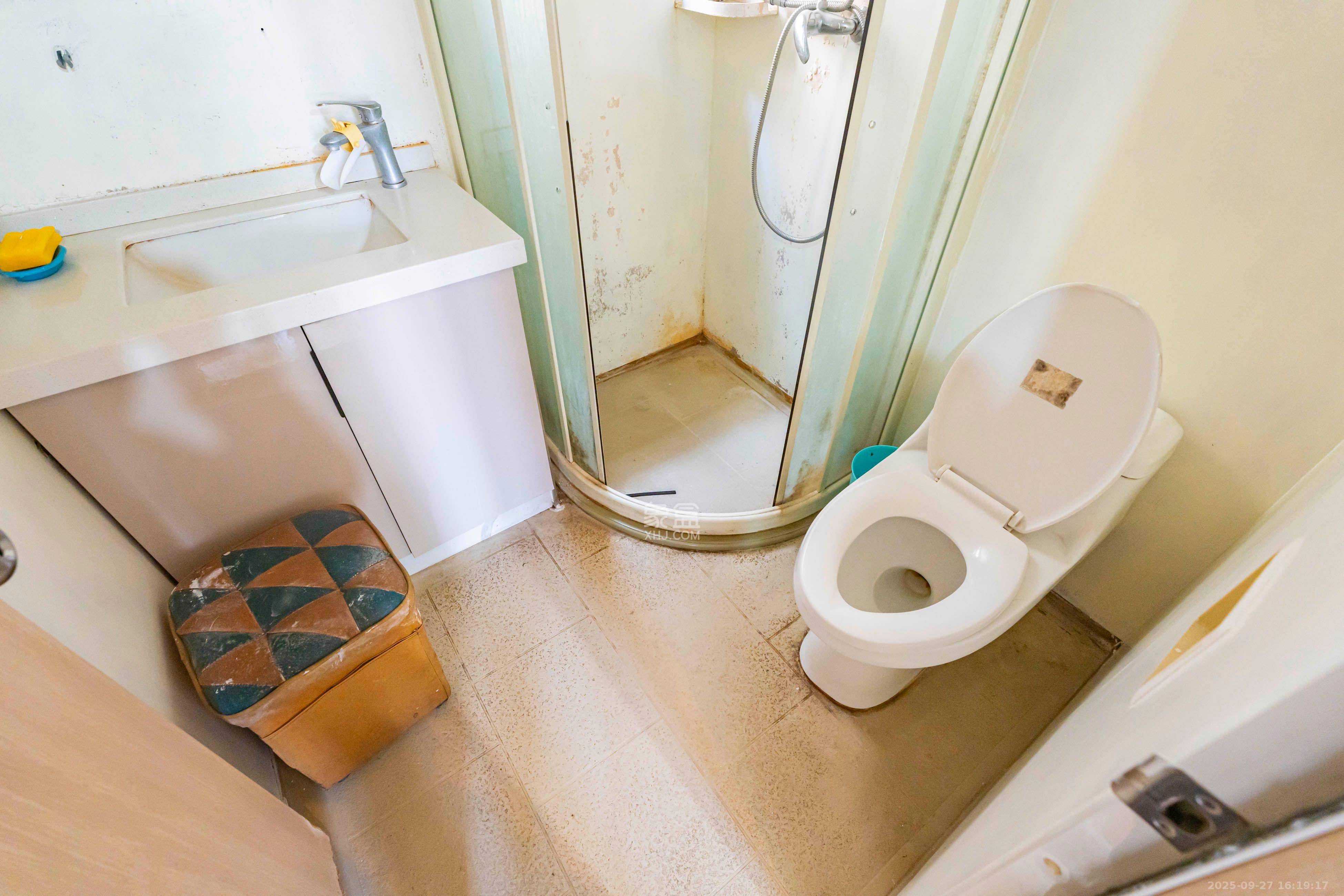 盛世美居荷园  2室1厅1卫   3200.00元/月室内图