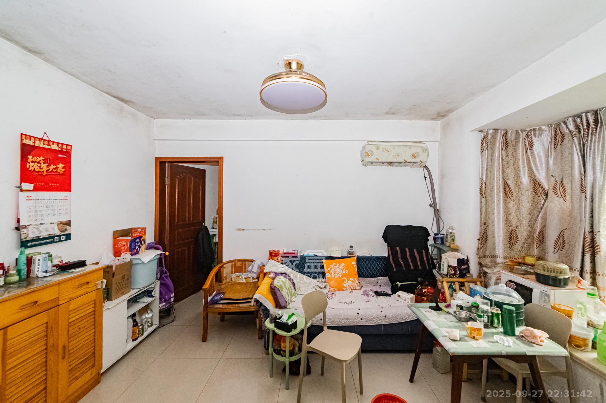 金霞苑 1室1厅1卫 40.0万 金霞苑 1室1厅1卫 40.0万客厅