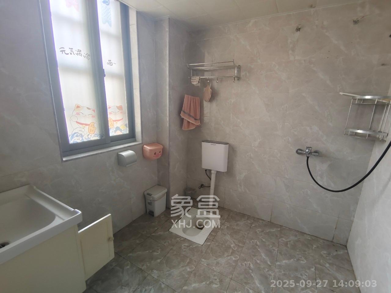 汇景豪庭  2室1厅1卫    2500.0元/月室内图