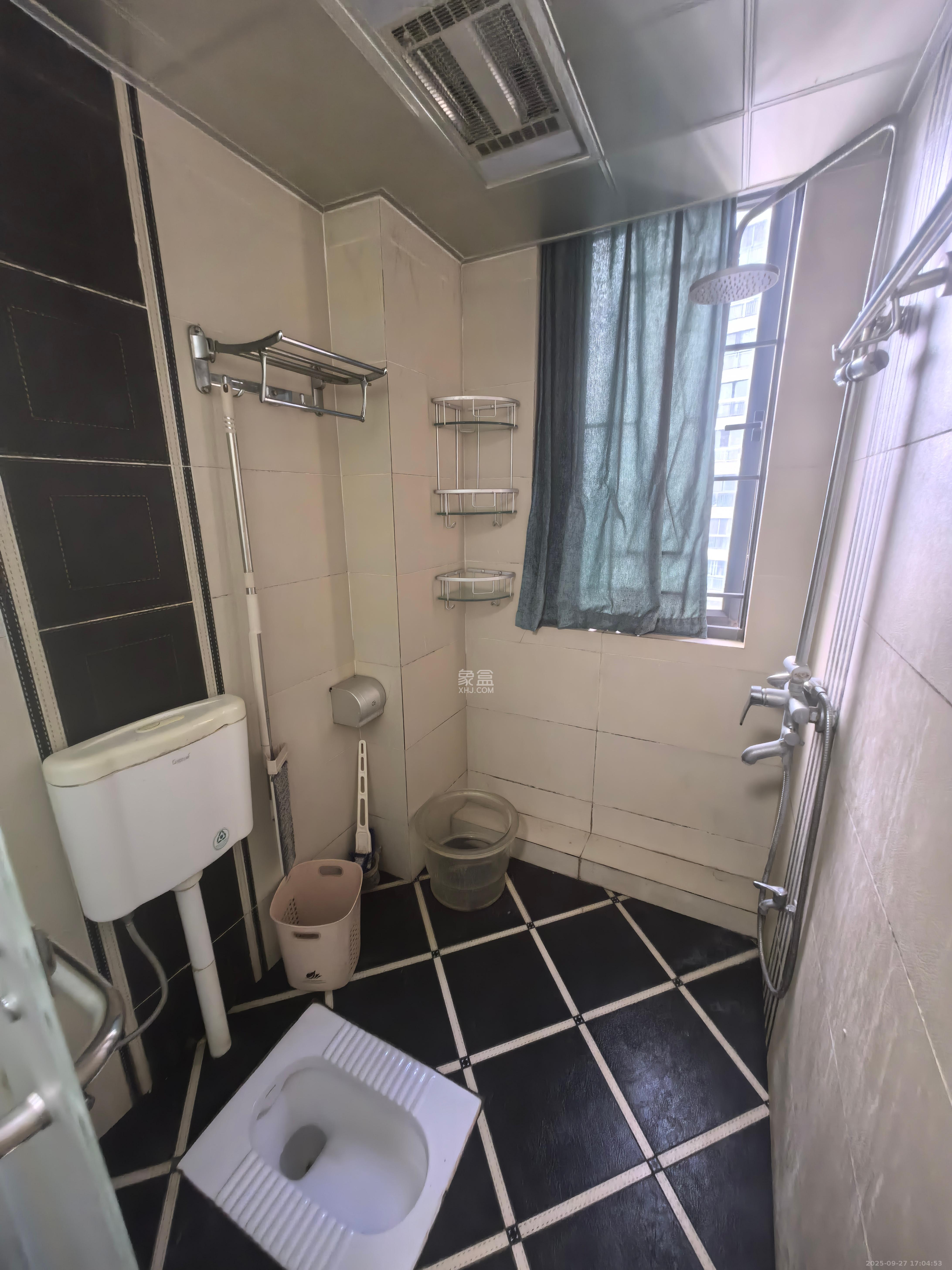 莱茵城 3室2厅1卫 2000.0元/月 莱茵城 3室2厅1卫 2000.0元/月室内图