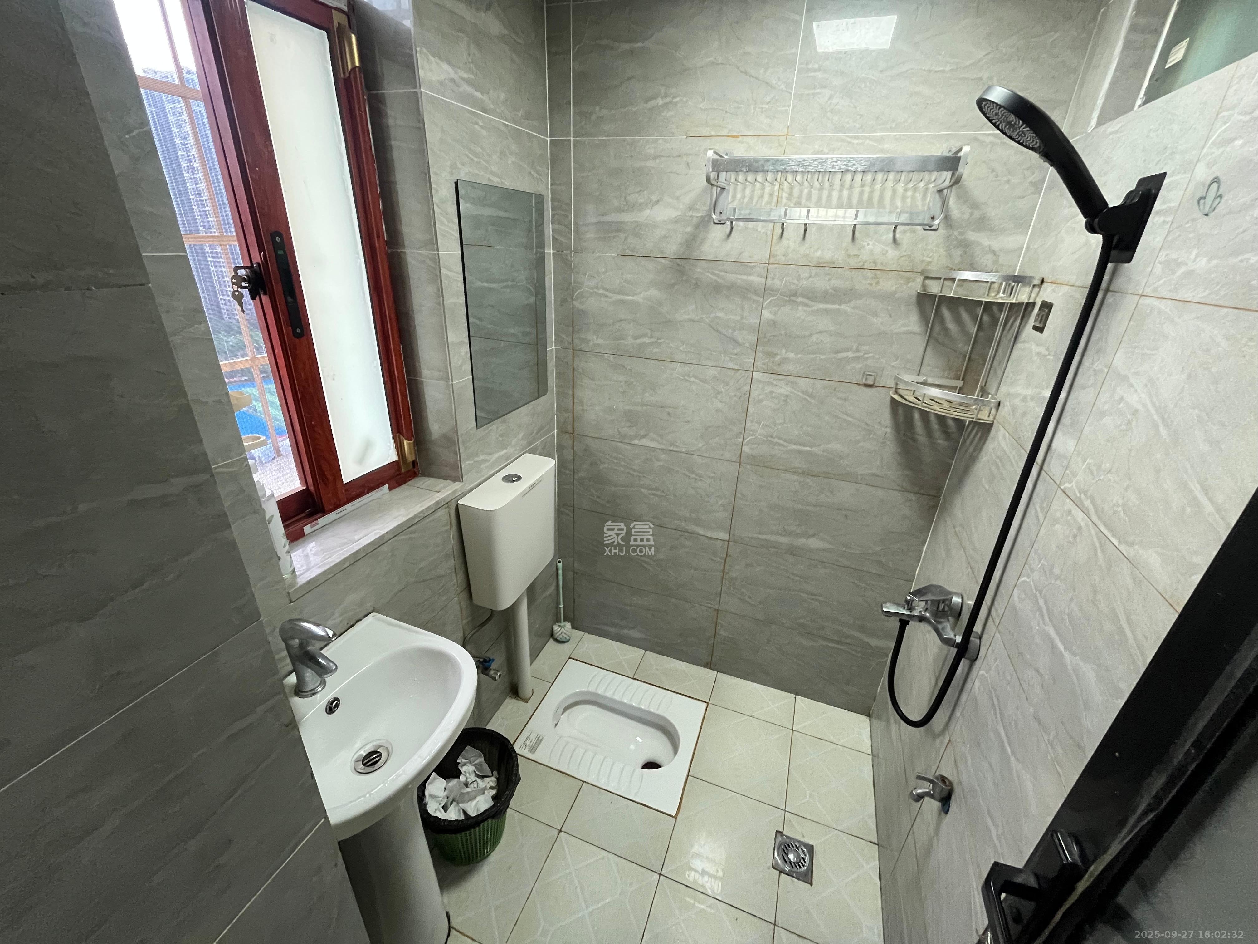 星城新宇川河苑 1室1厅1卫 1300.0元/月 星城新宇川河苑 1室1厅1卫 1300.0元/月室内图