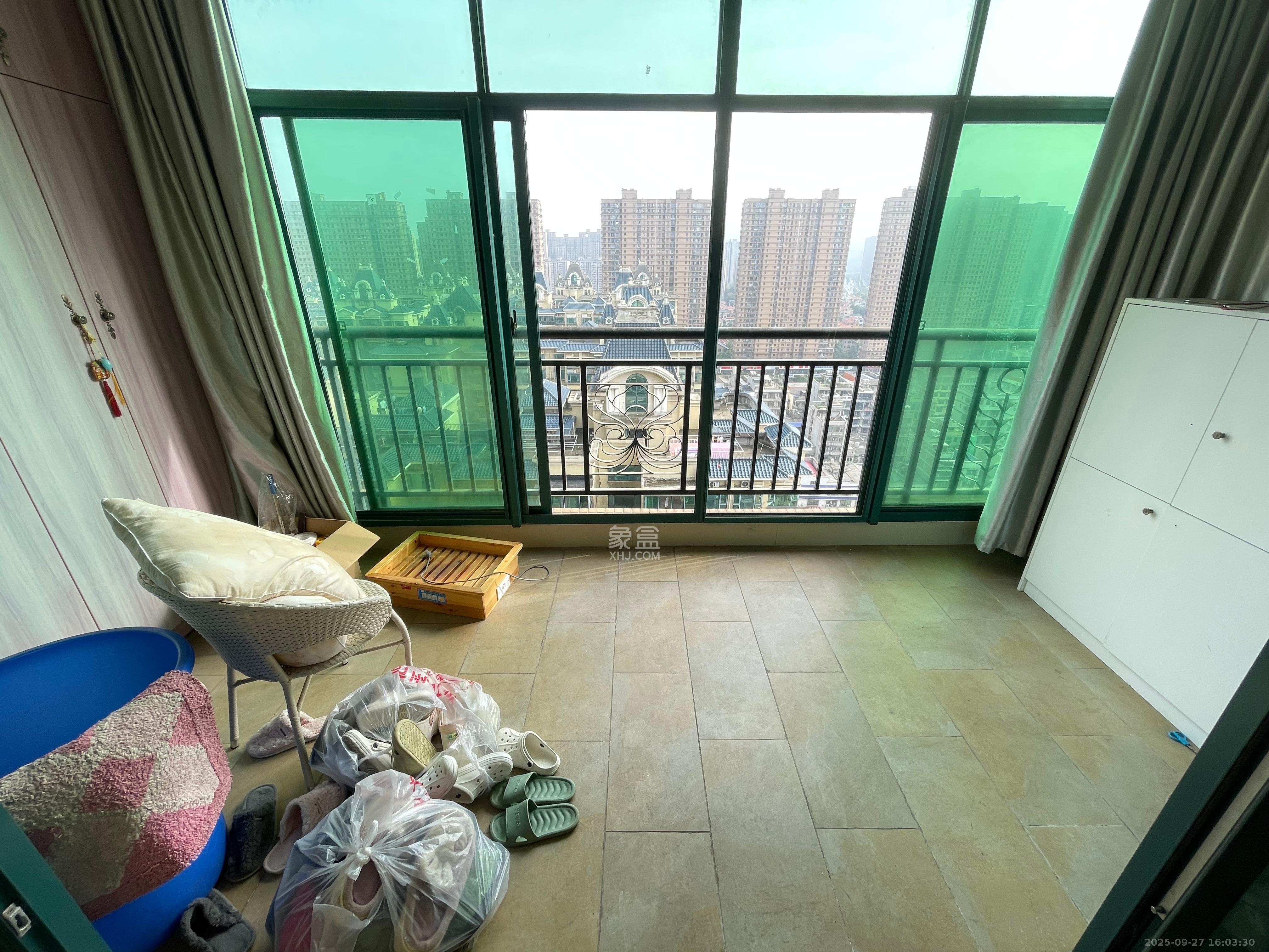 恒大名都 3室2厅2卫 1800.0元/月 恒大名都 3室2厅2卫 1800.0元/月室内图