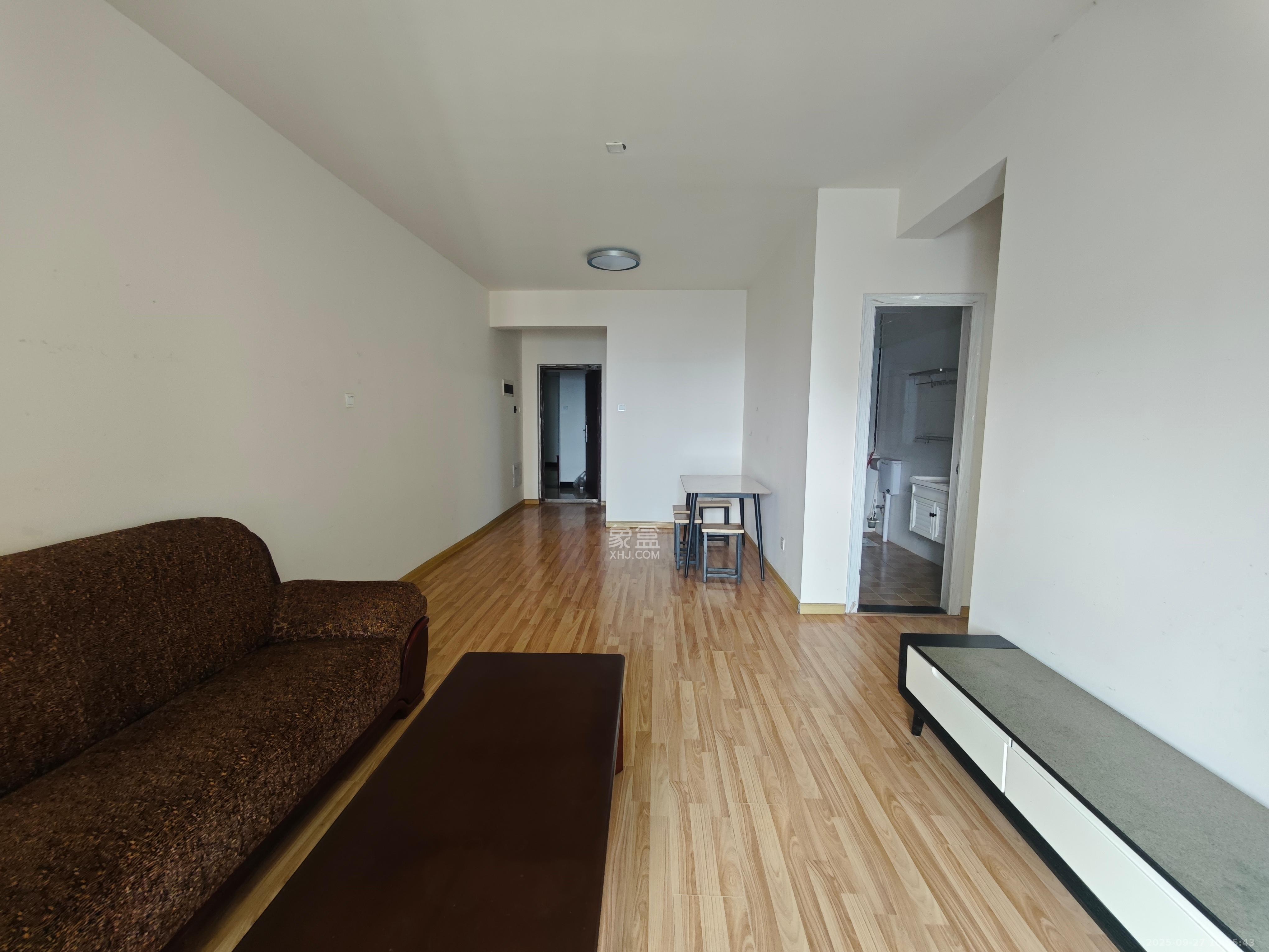 和悦城(蟠龙景苑)  2室2厅1卫    1800.0元/月室内图