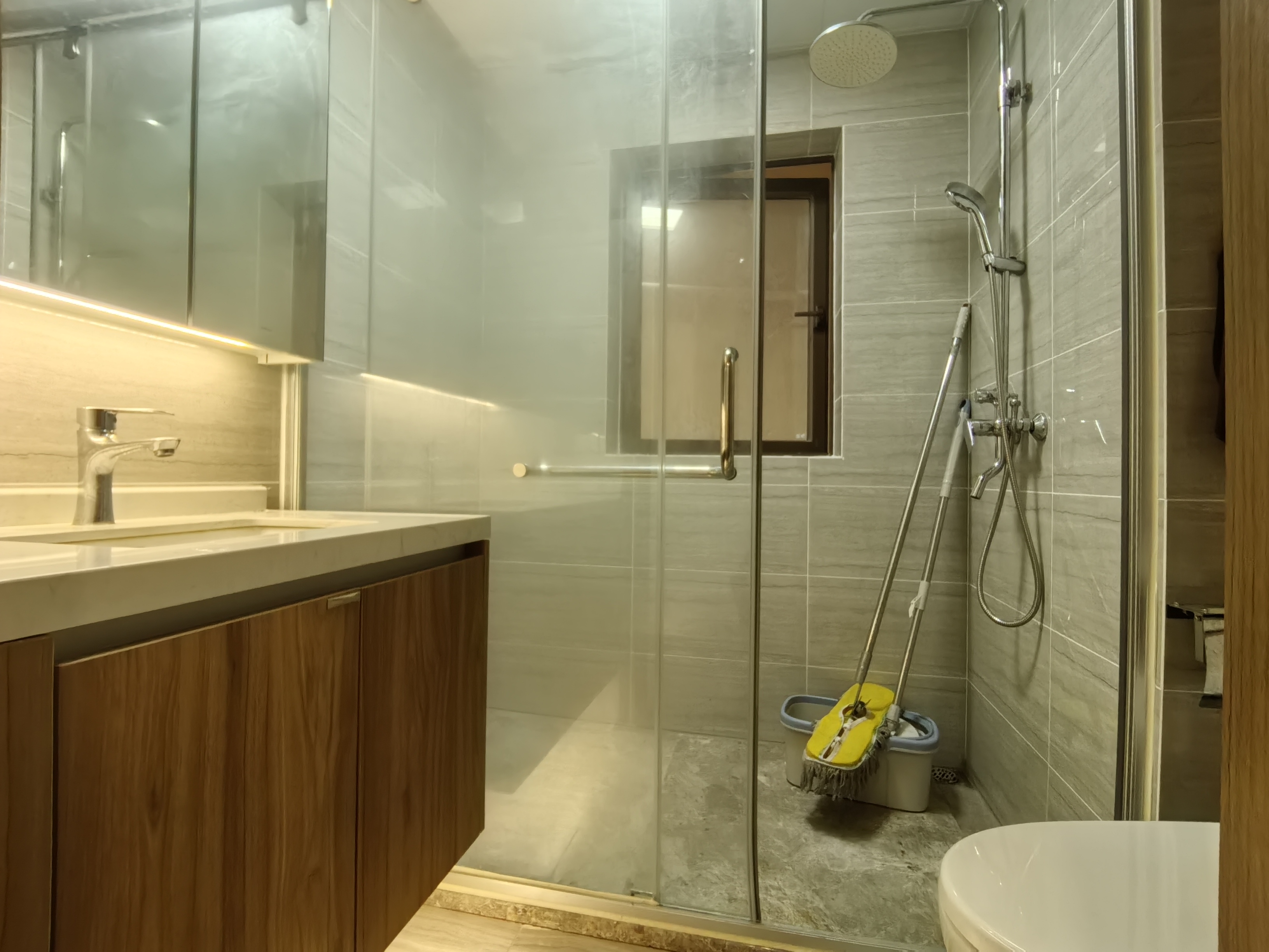 海航豪庭南苑 2室2厅2卫 3800.0元/月 海航豪庭南苑 2室2厅2卫 3800.0元/月室内图